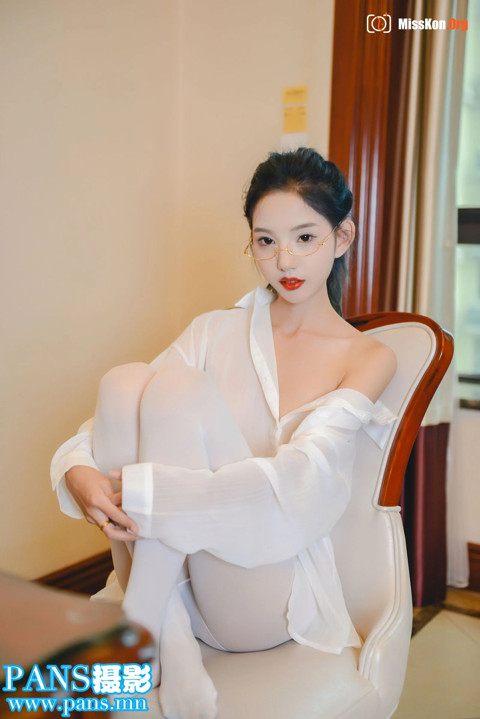 He He - Photo 8