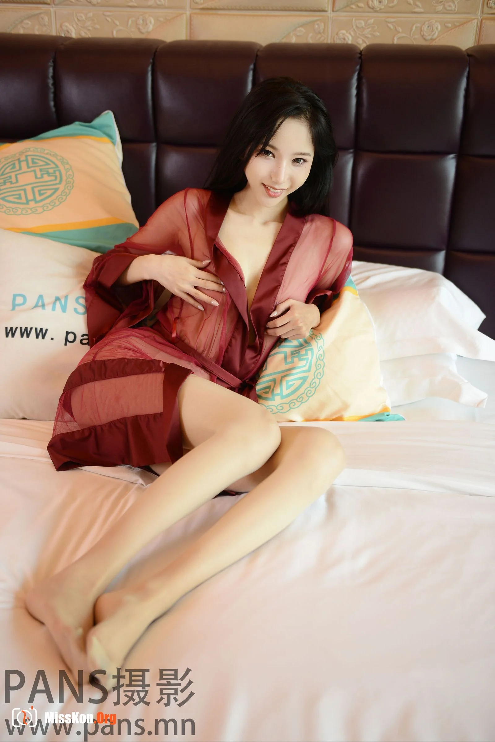 He He - Photo 3
