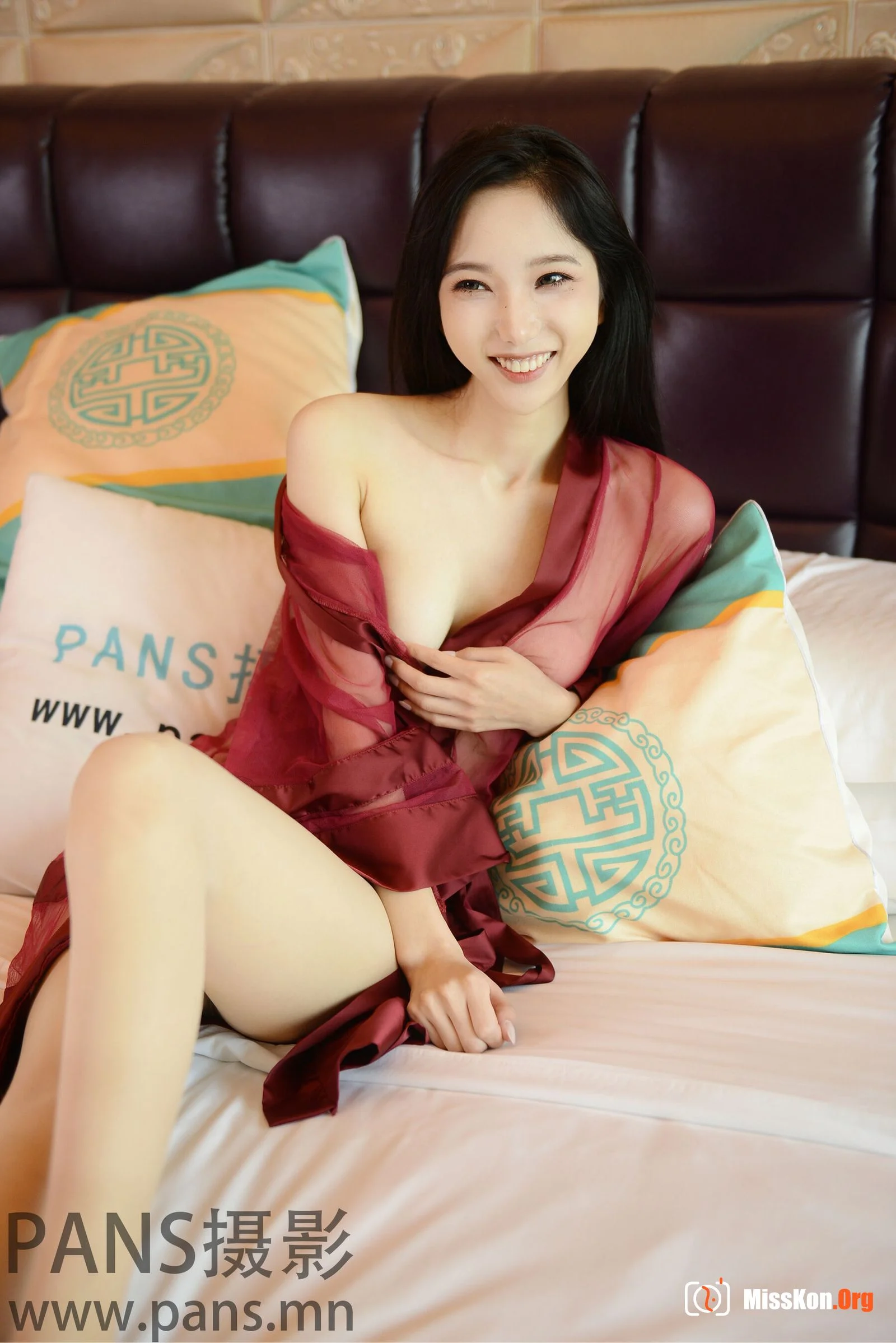 He He - Photo 8