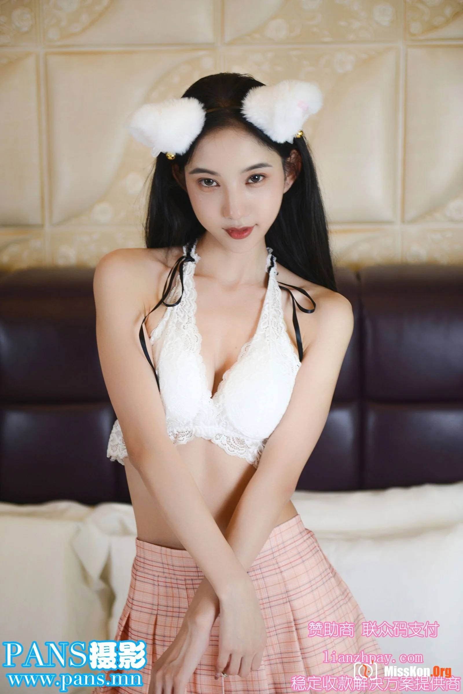He He - Photo 9