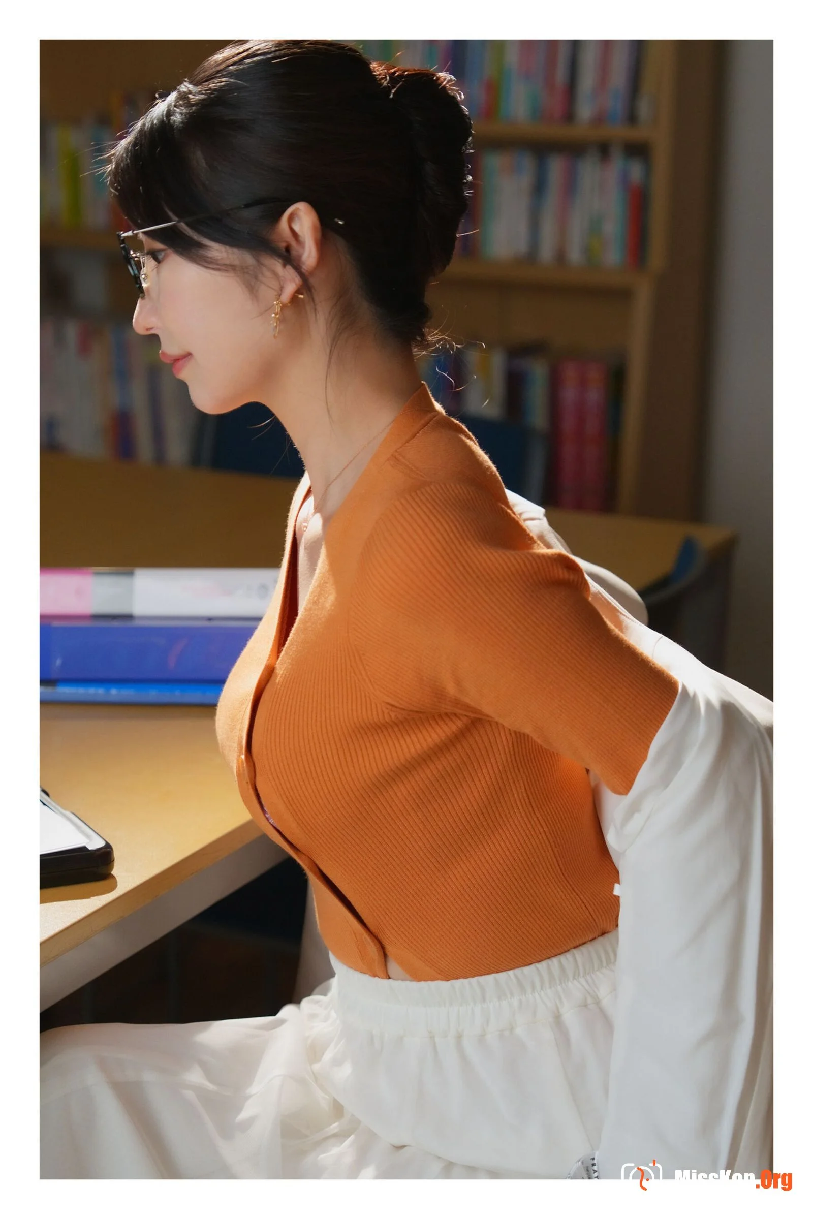 Hinako Mori: I fall in love with the tempting teacher. Class.02 (Nude photo book) - Photo 12