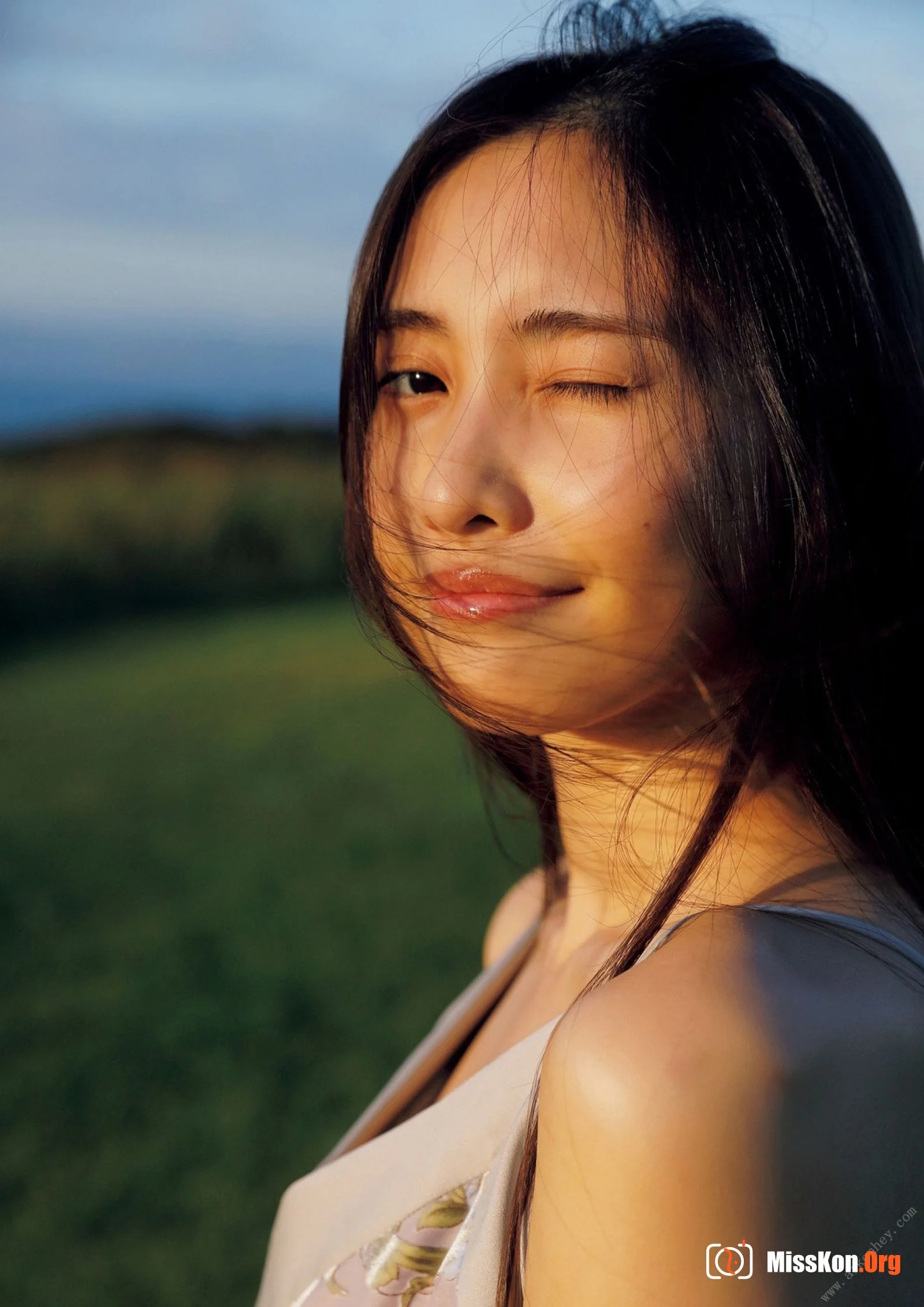 Hinako Sano: COLORS - Photo 9