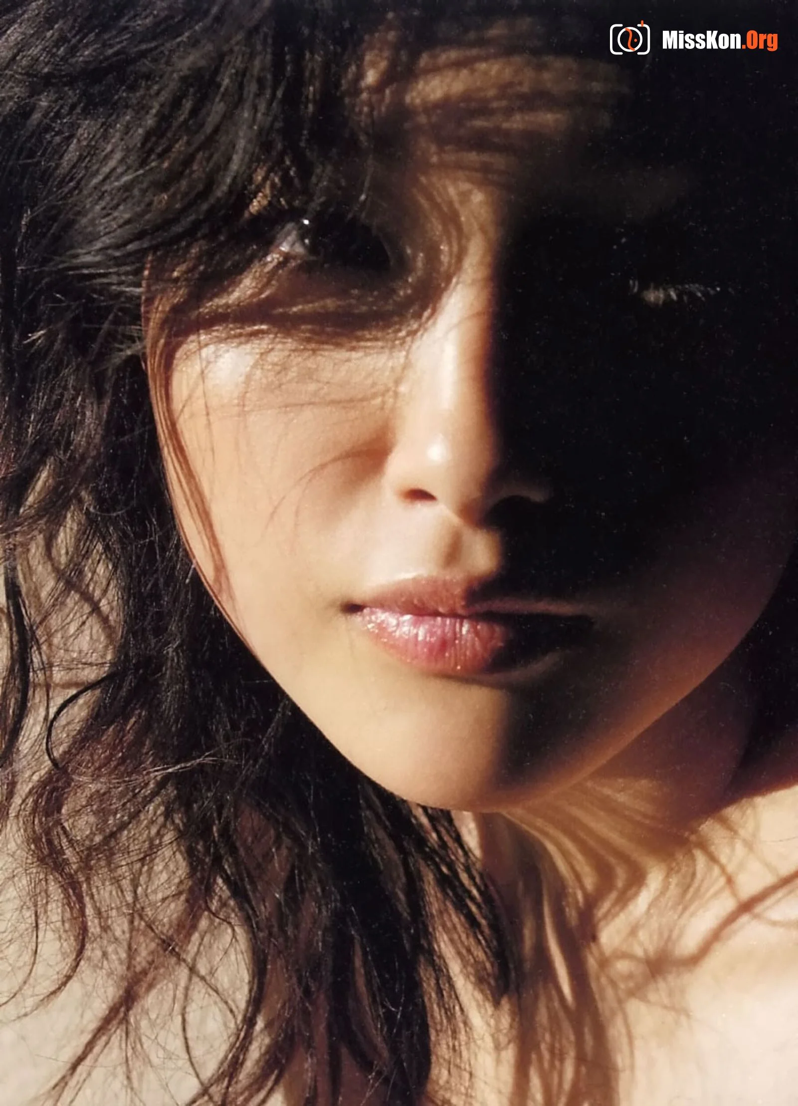 Hisano Mizumo: Naked Leon (Vol. 2004.6) - Photo 11