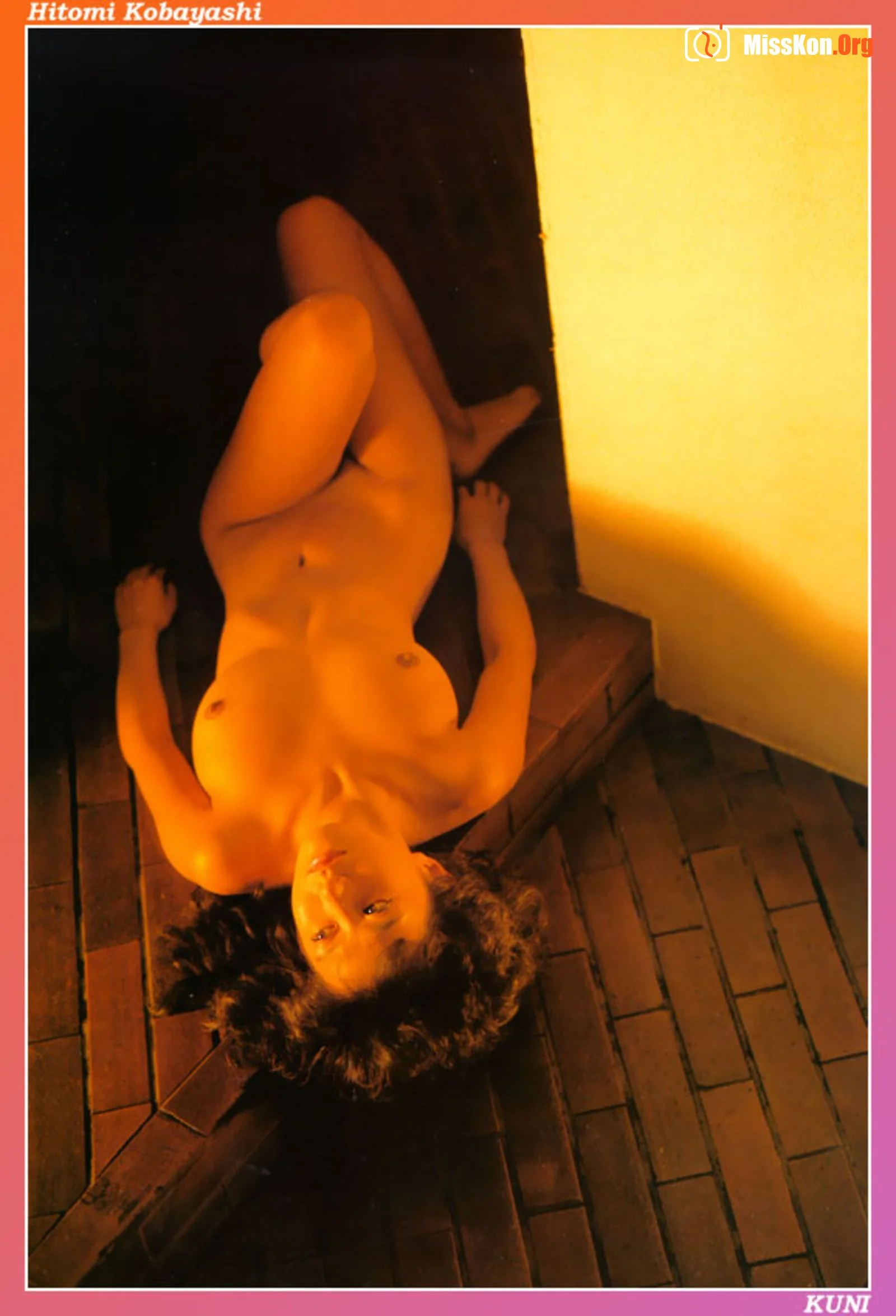 Hitomi Kobayashi - Photo 7