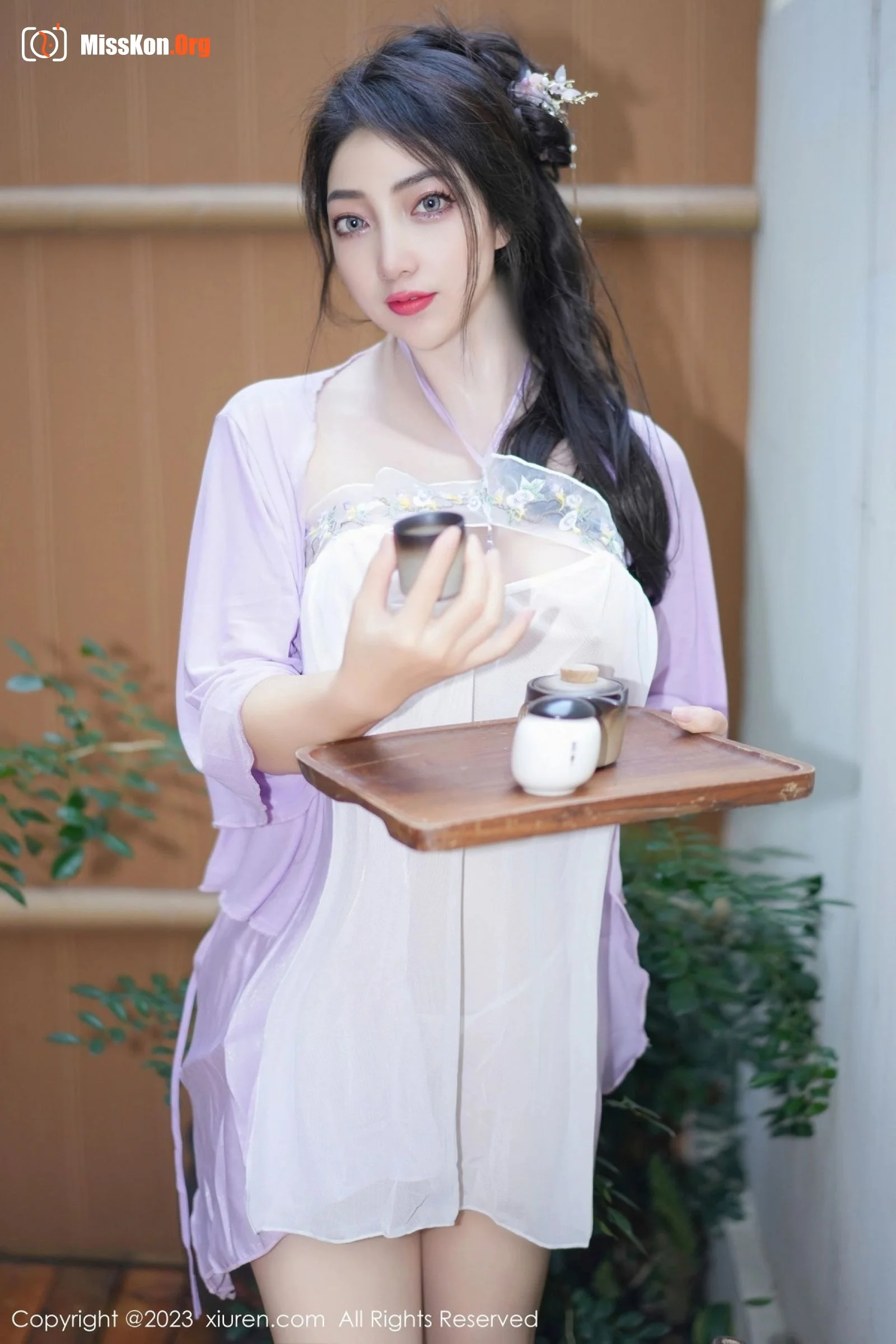 Huang Xinyuan - Photo 3