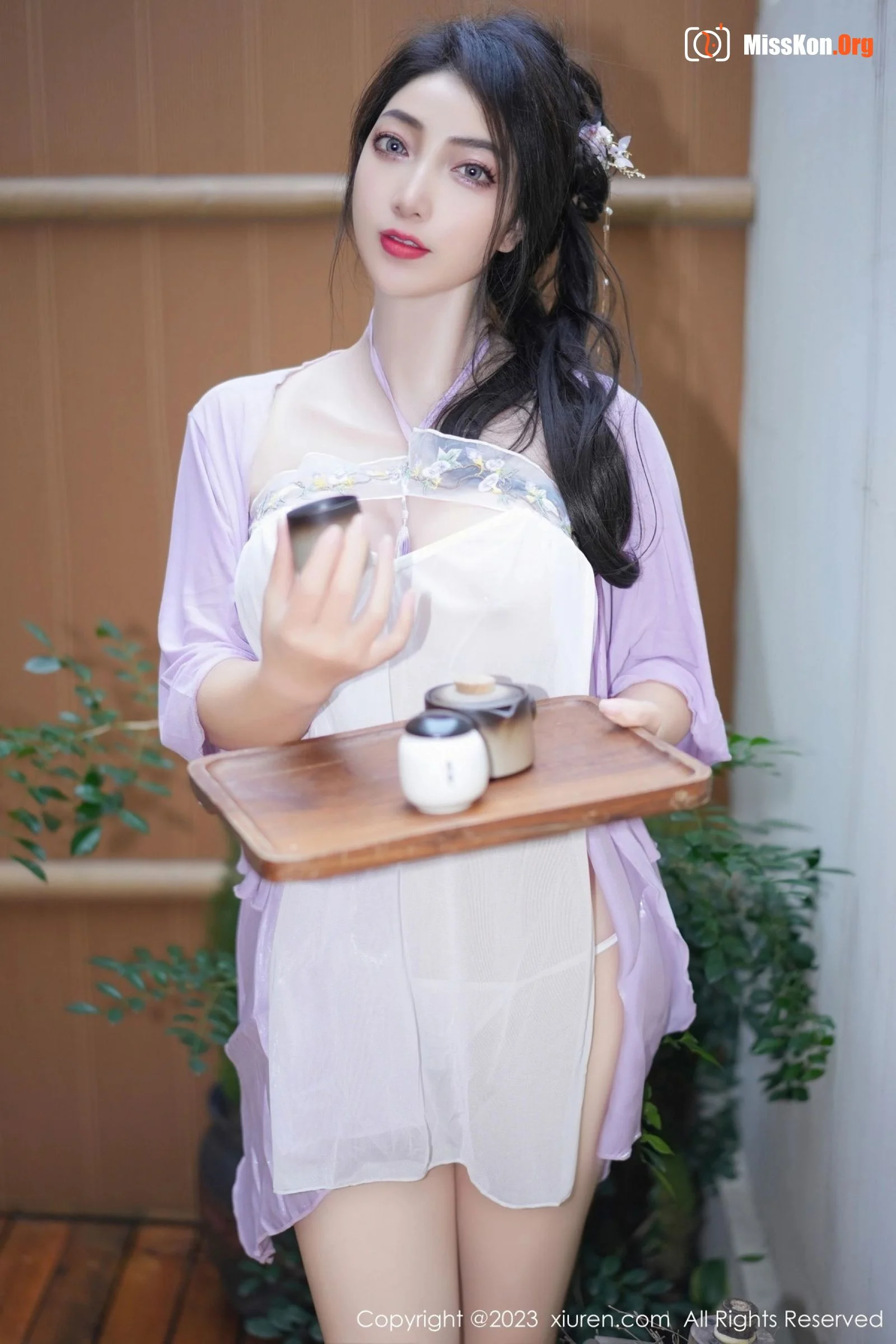 Huang Xinyuan - Photo 4