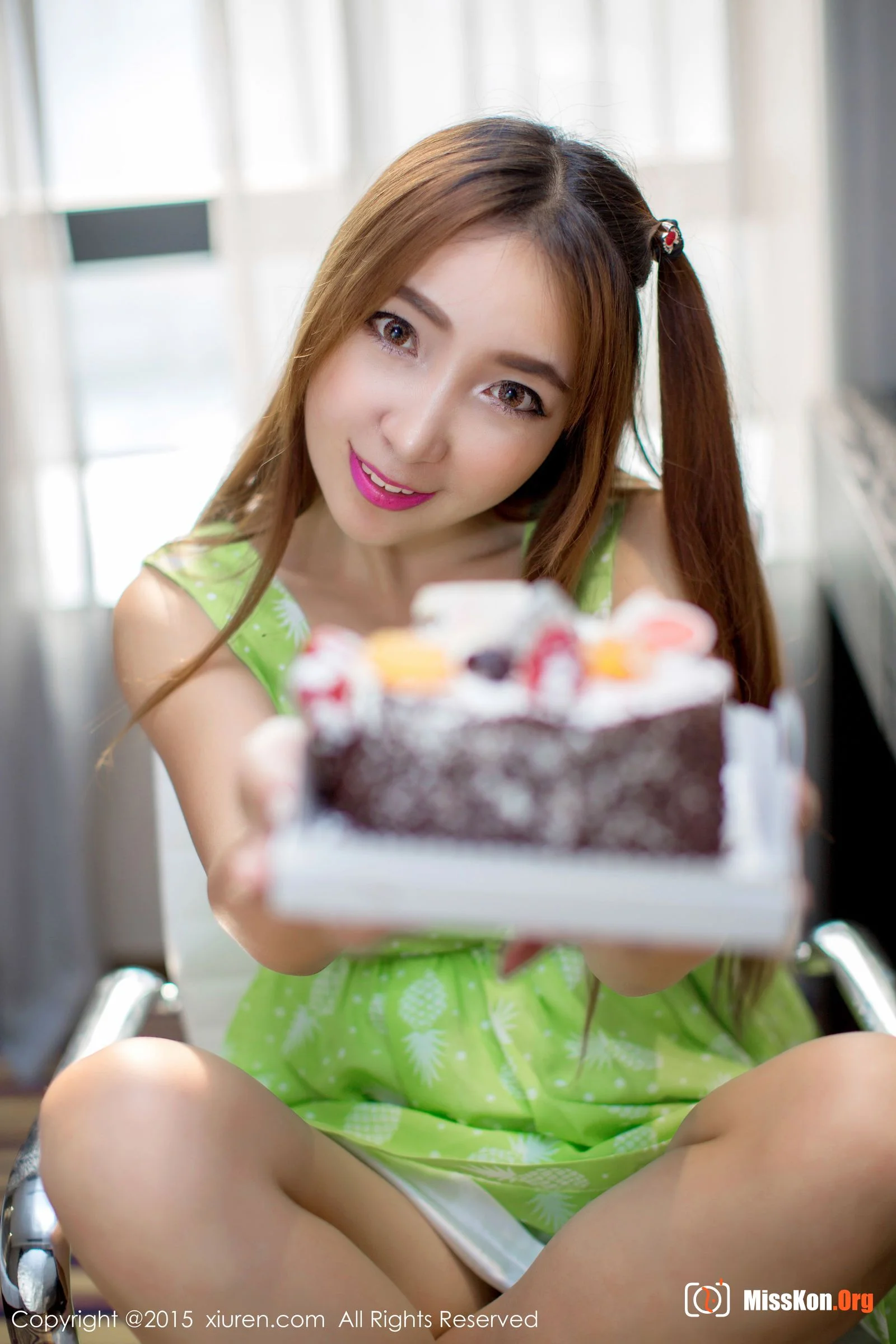 Huang Xinyuan - Photo 19