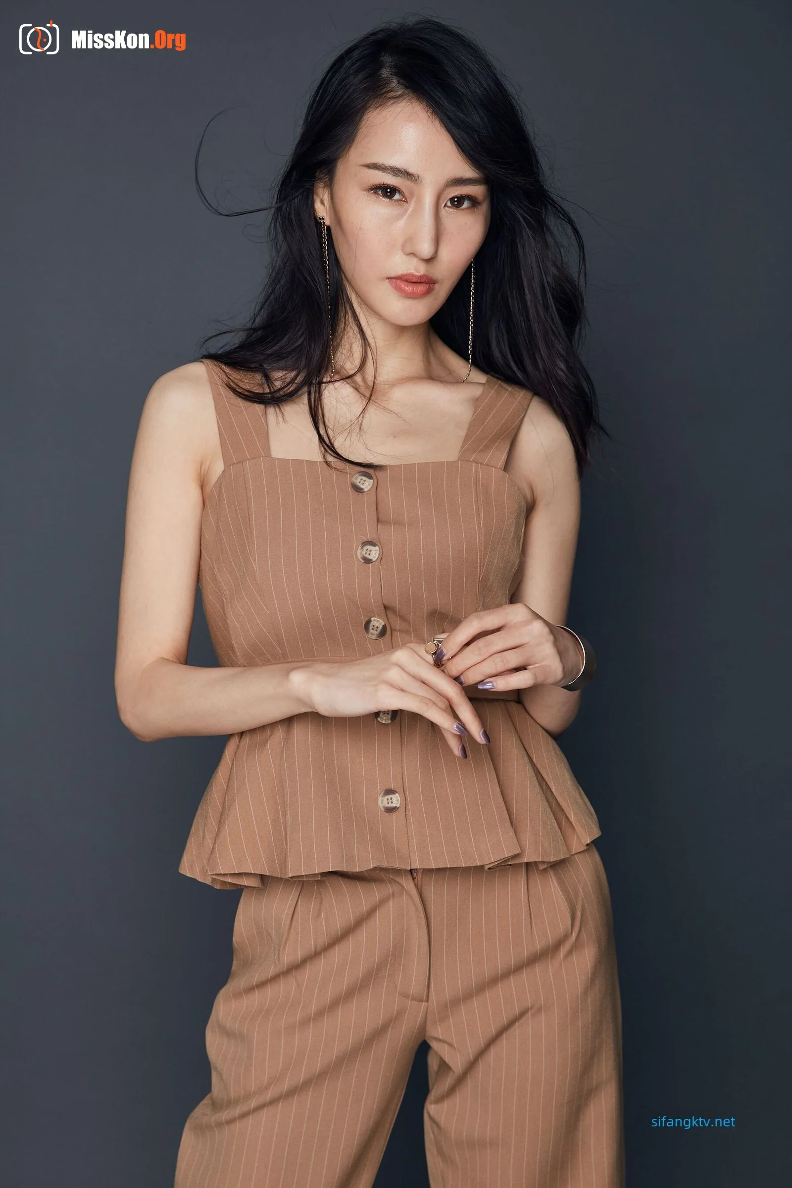 If You Are the One female guest flat model Xing Xing exposed nipple photo - Photo 11
