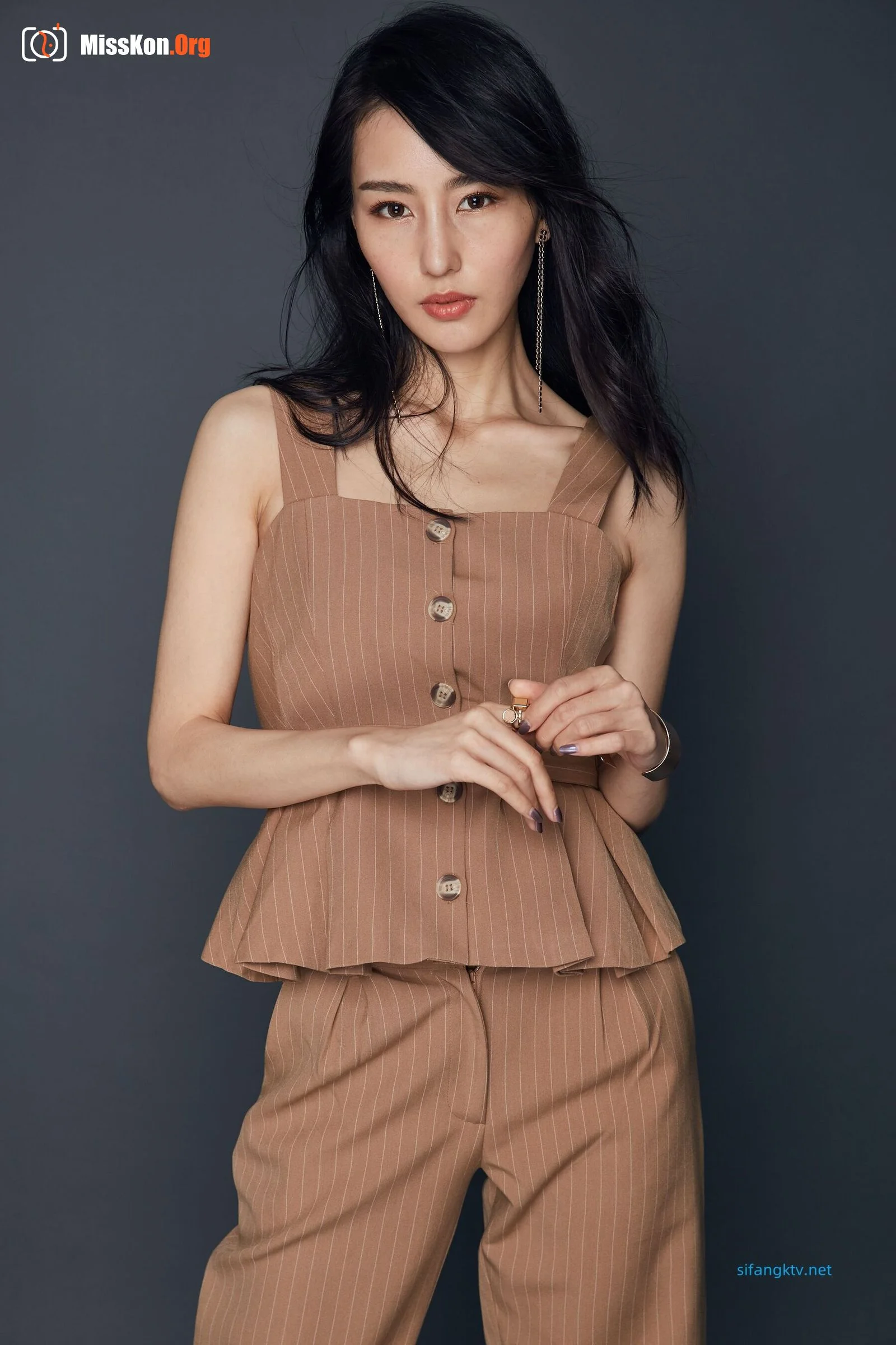 If You Are the One female guest flat model Xing Xing exposed nipple photo - Photo 12