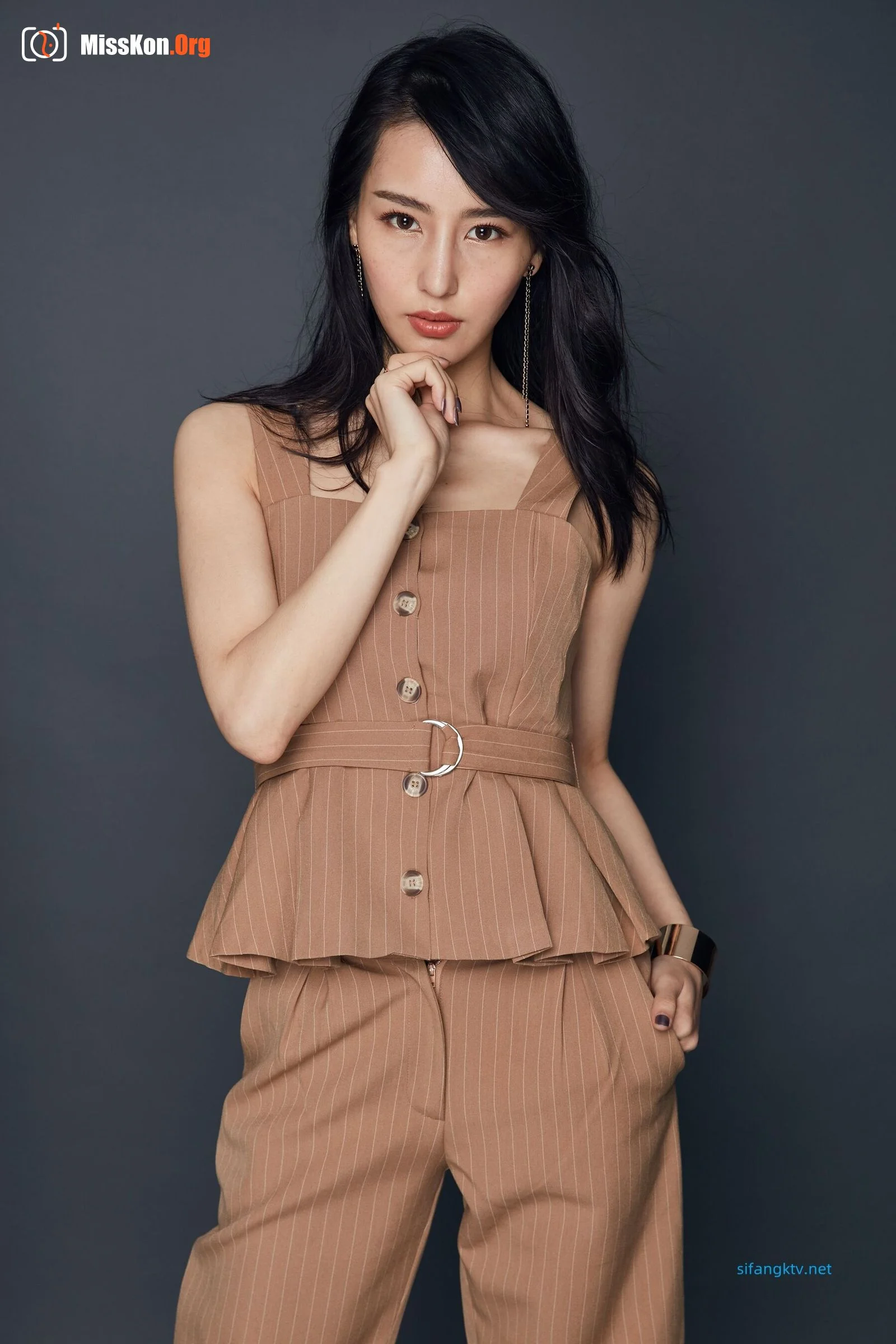 If You Are the One female guest flat model Xing Xing exposed nipple photo - Photo 20