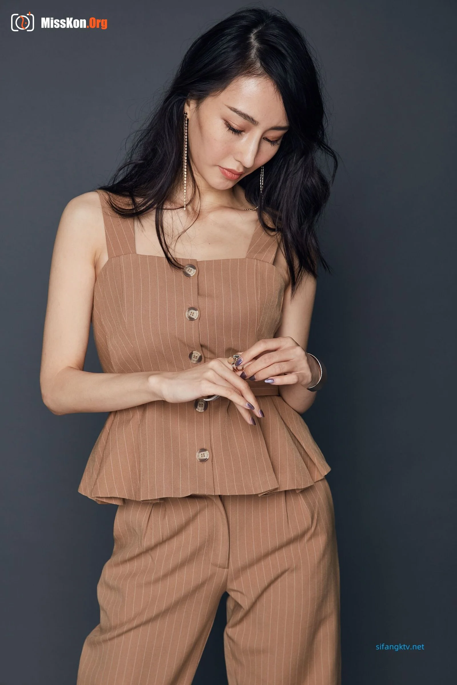 If You Are the One female guest flat model Xing Xing exposed nipple photo - Photo 9