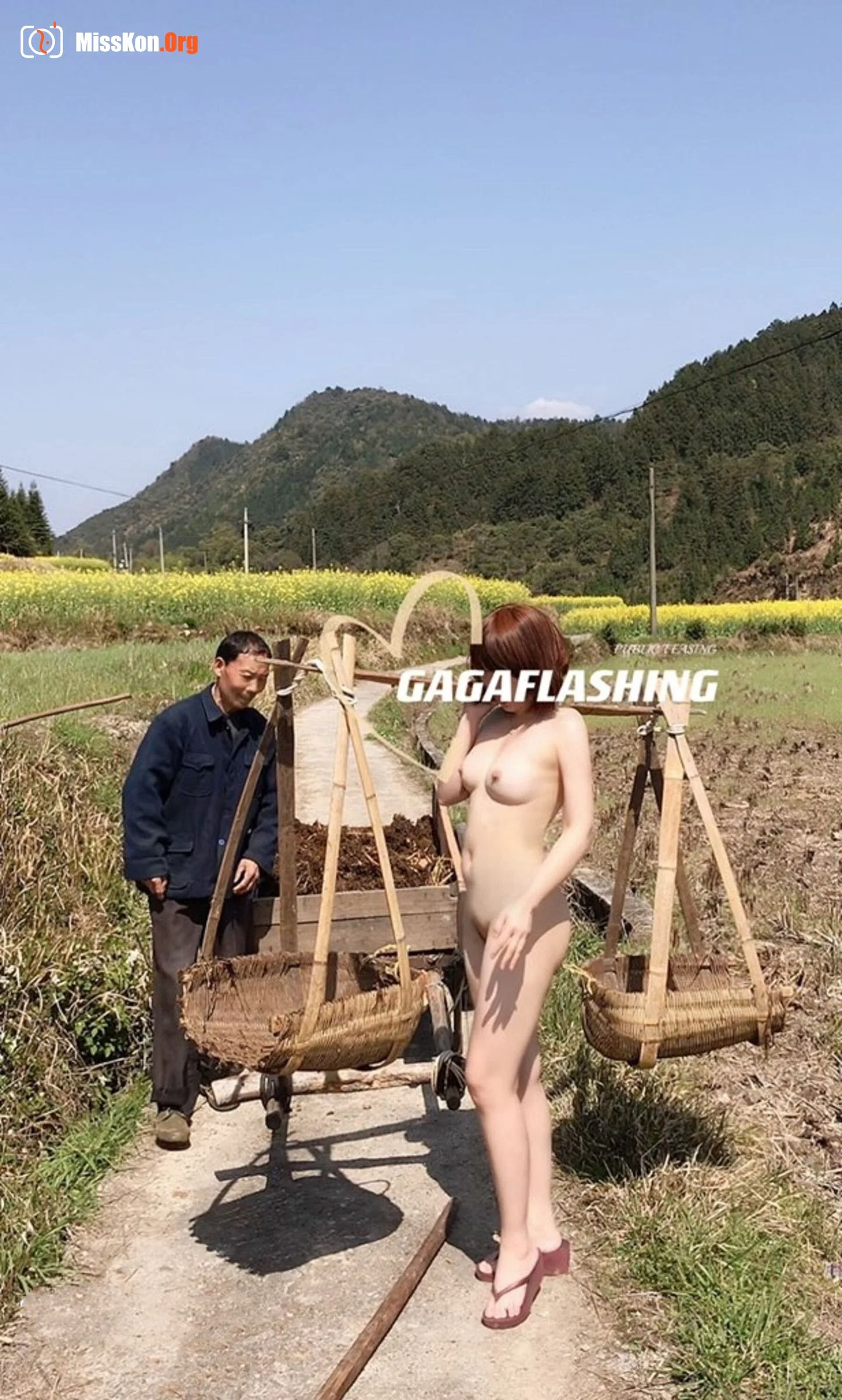 网红博主 Gagaflashing 露出合集 - 照片 9