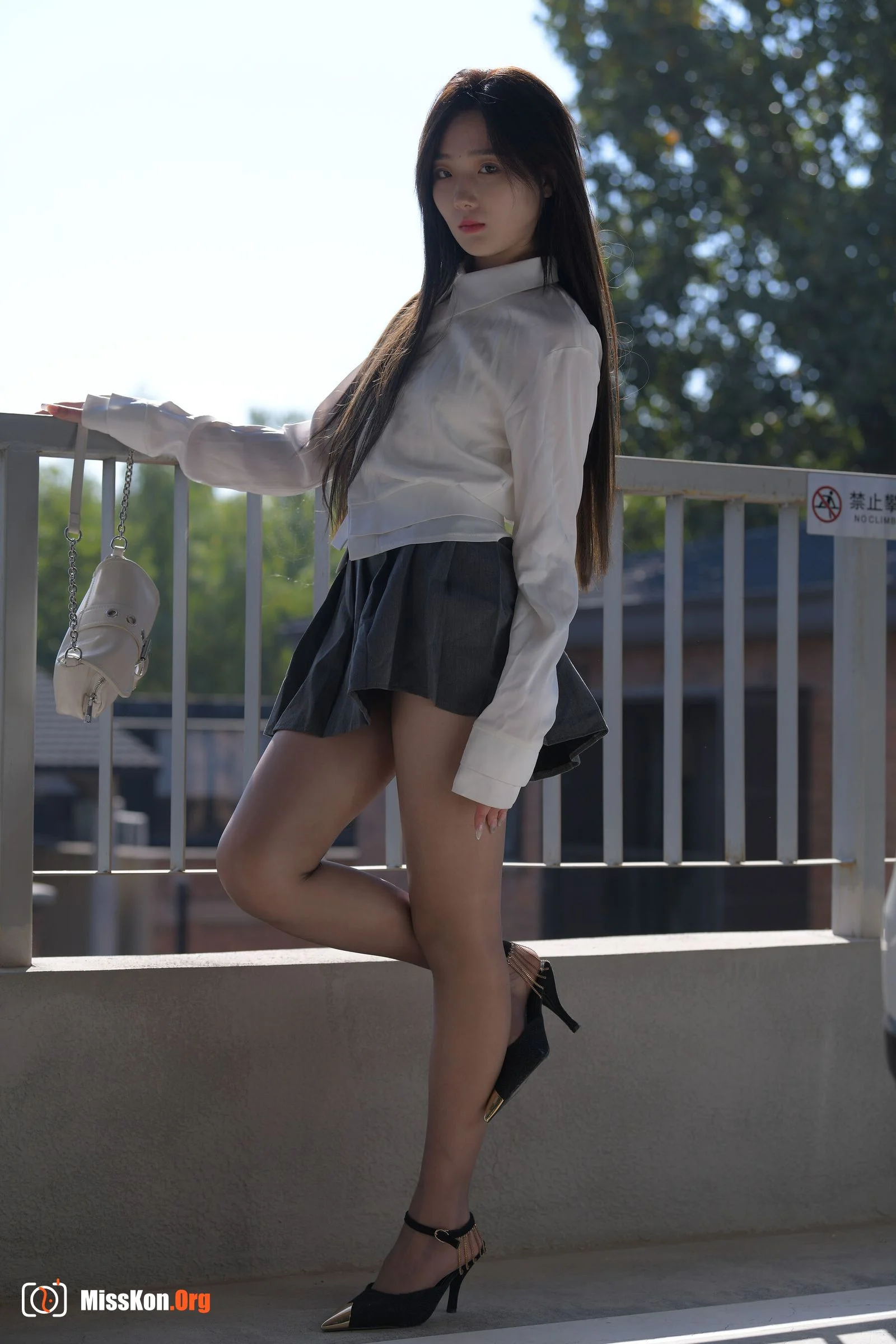 Jasmine Rain (Magic Mirror Street Photography: The Beginning) - Photo 12