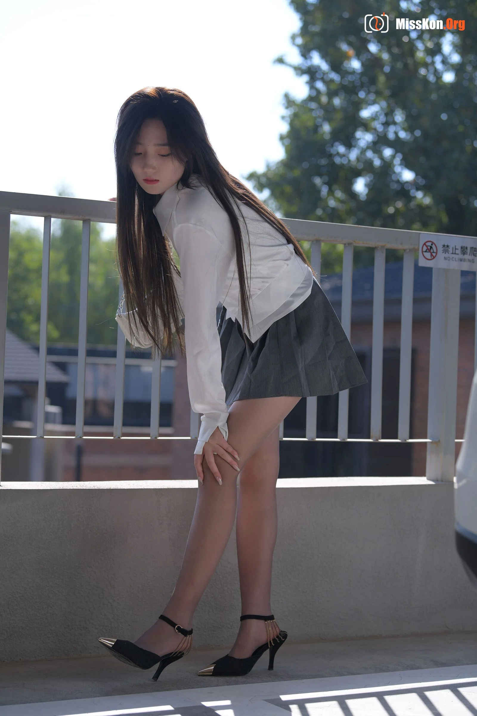 Jasmine Rain (Magic Mirror Street Photography: The Beginning) - Photo 18