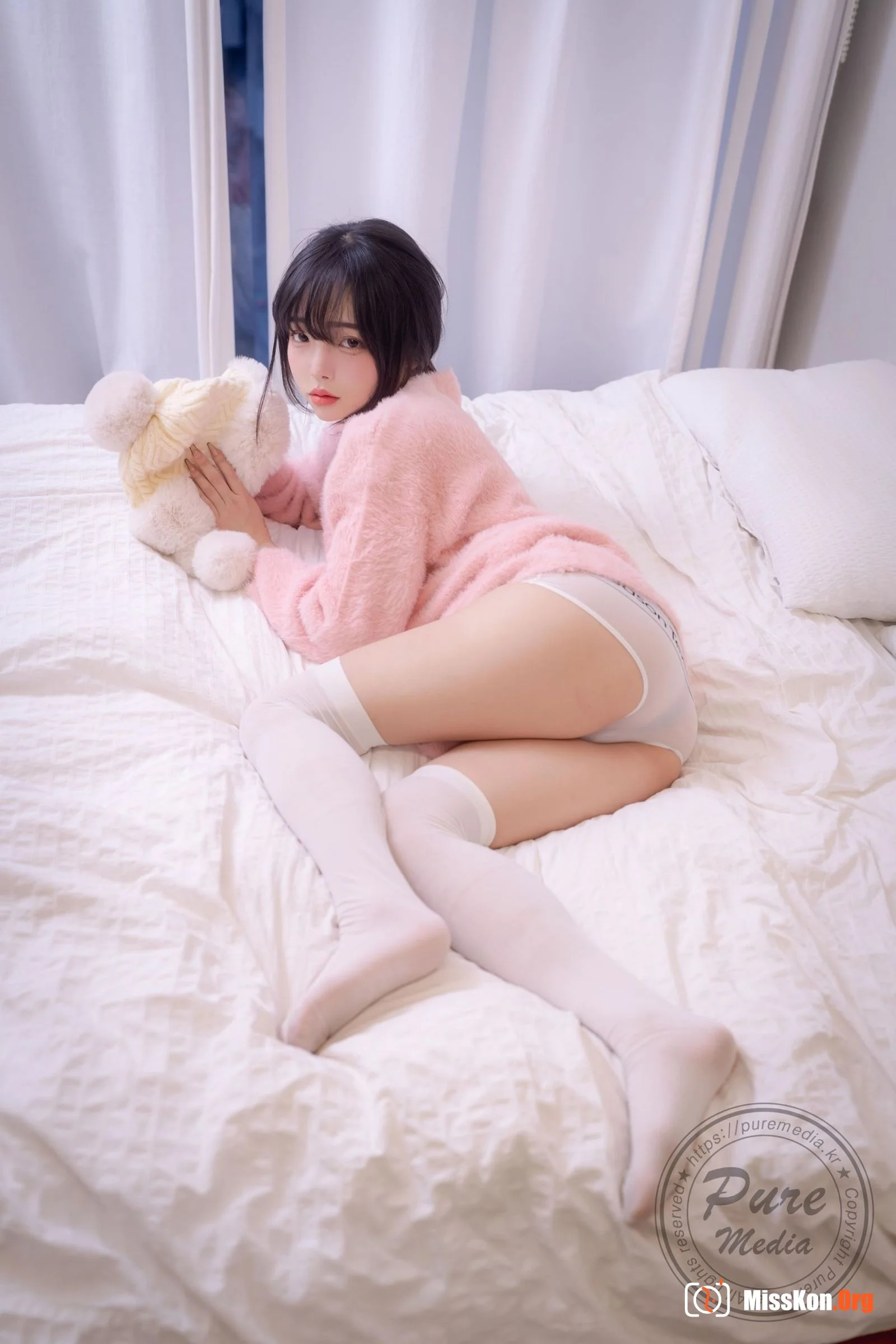 Jelly: Cutie Rabbit & Pink Hole - Photo 16