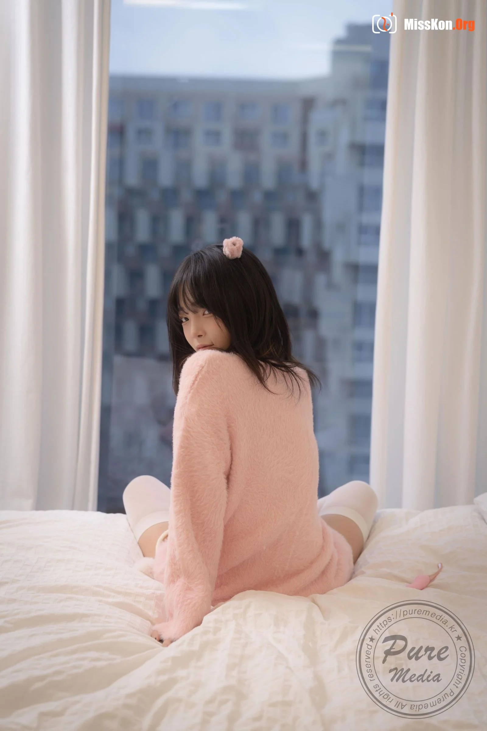 Jelly: Cutie Rabbit & Pink Hole - Photo 4