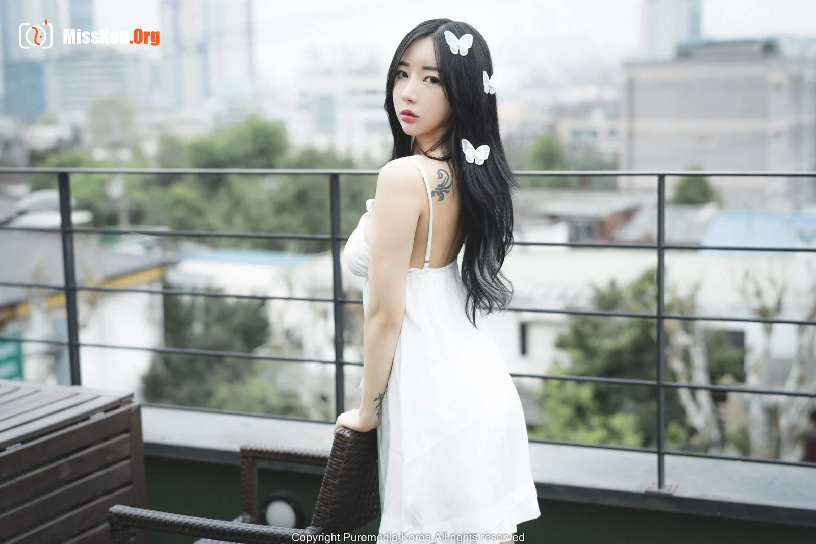 Jia - Photo 2