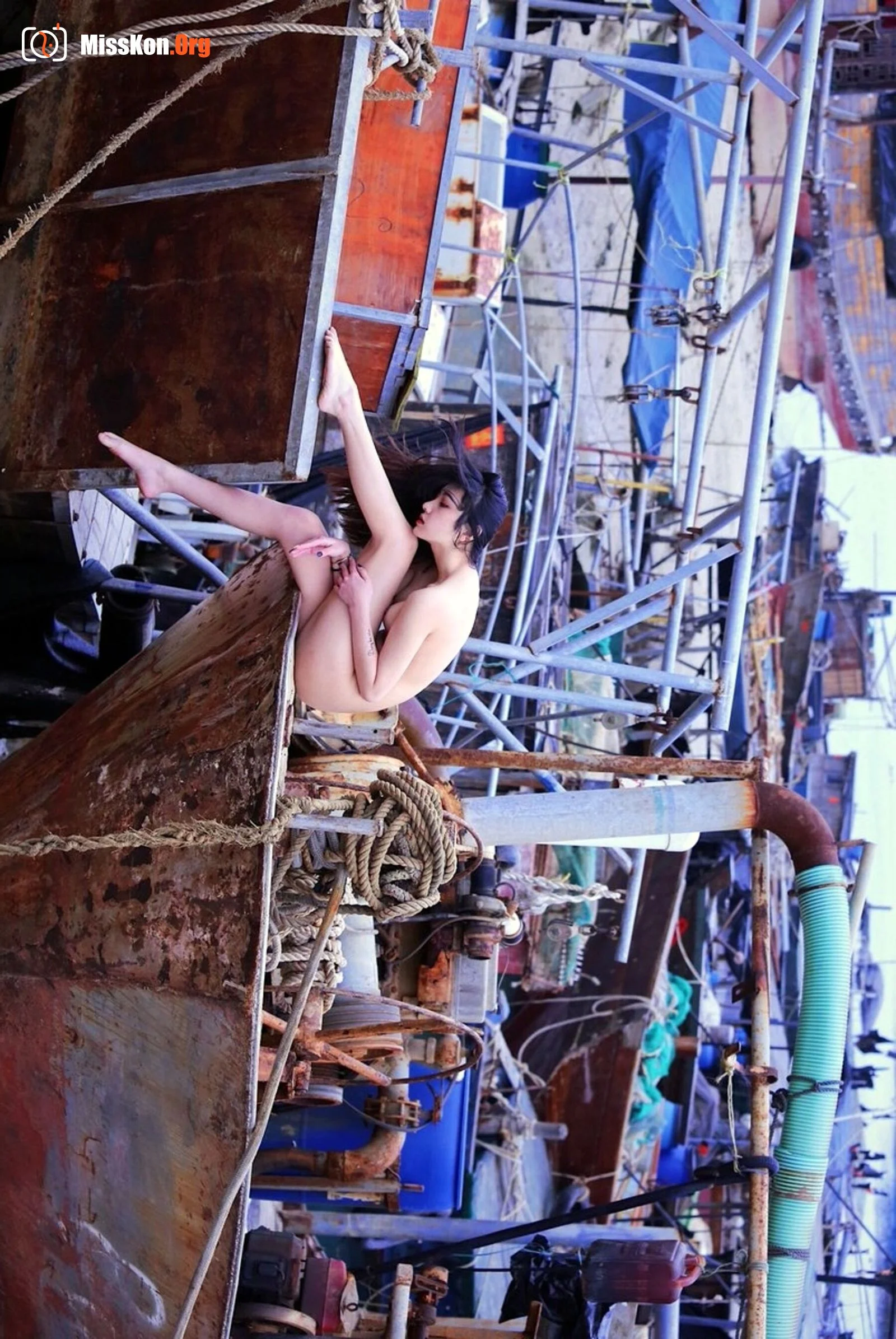 Jie Ge: Fishing boat - Photo 2