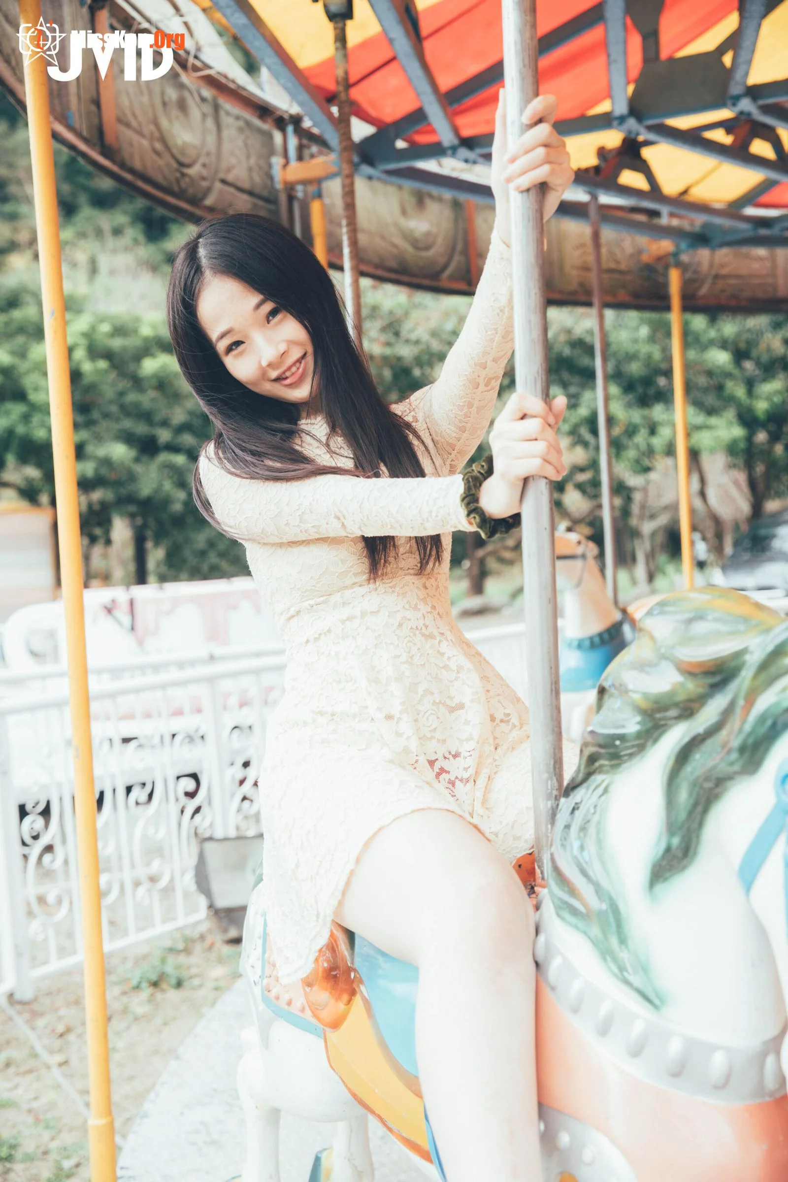 Jie Mi: Day Rental Girlfriend Tour Fun - Photo 11