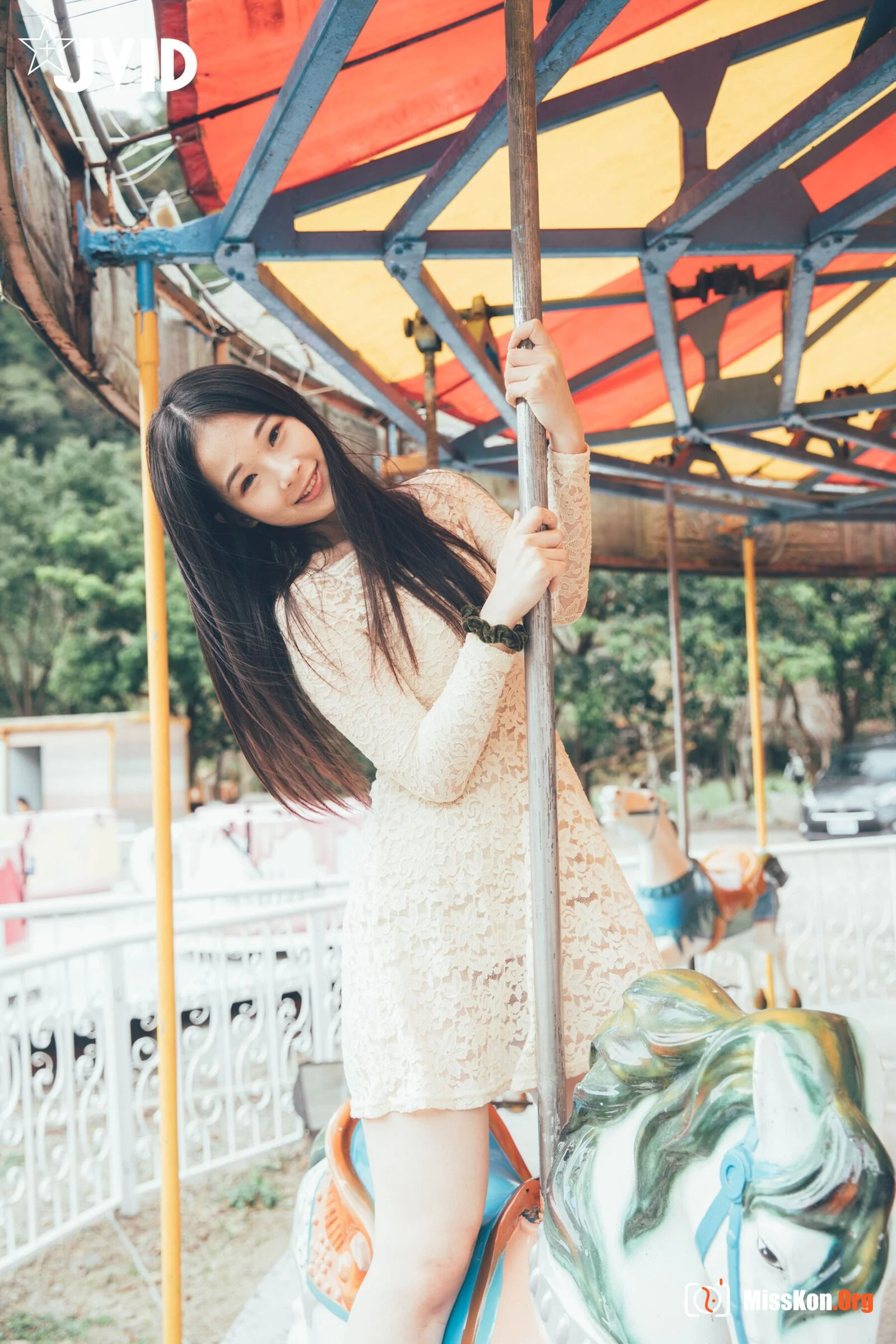 Jie Mi: Day Rental Girlfriend Tour Fun - Photo 13