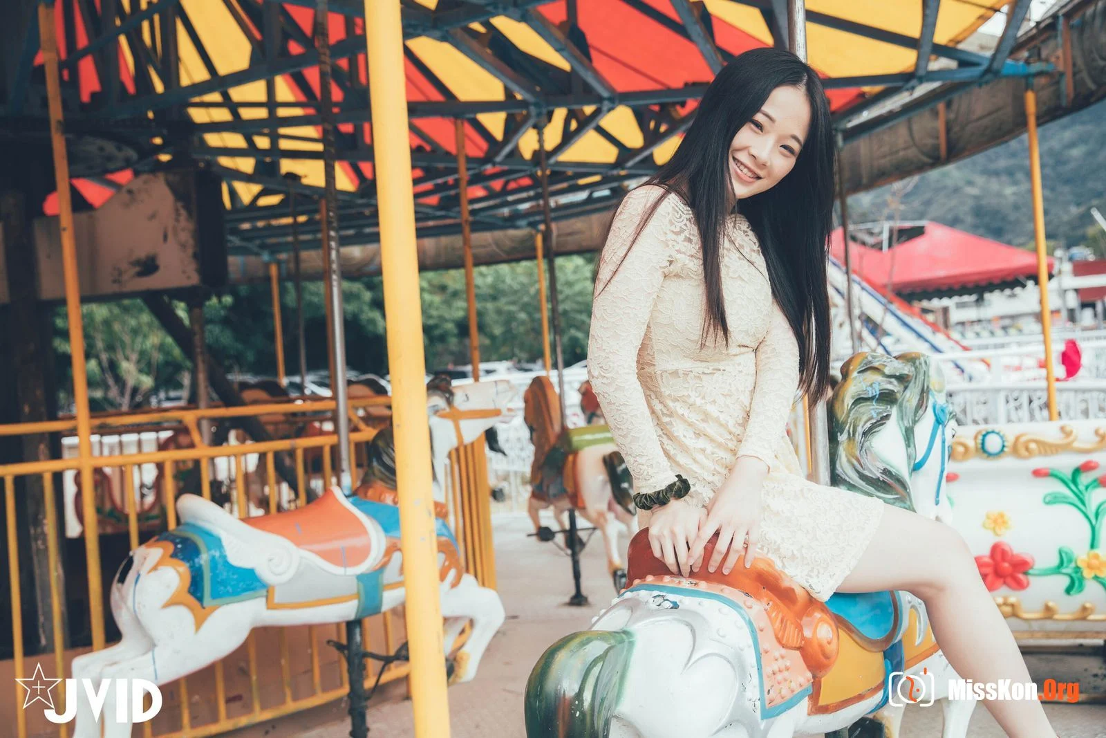 Jie Mi: Day Rental Girlfriend Tour Fun - Photo 15