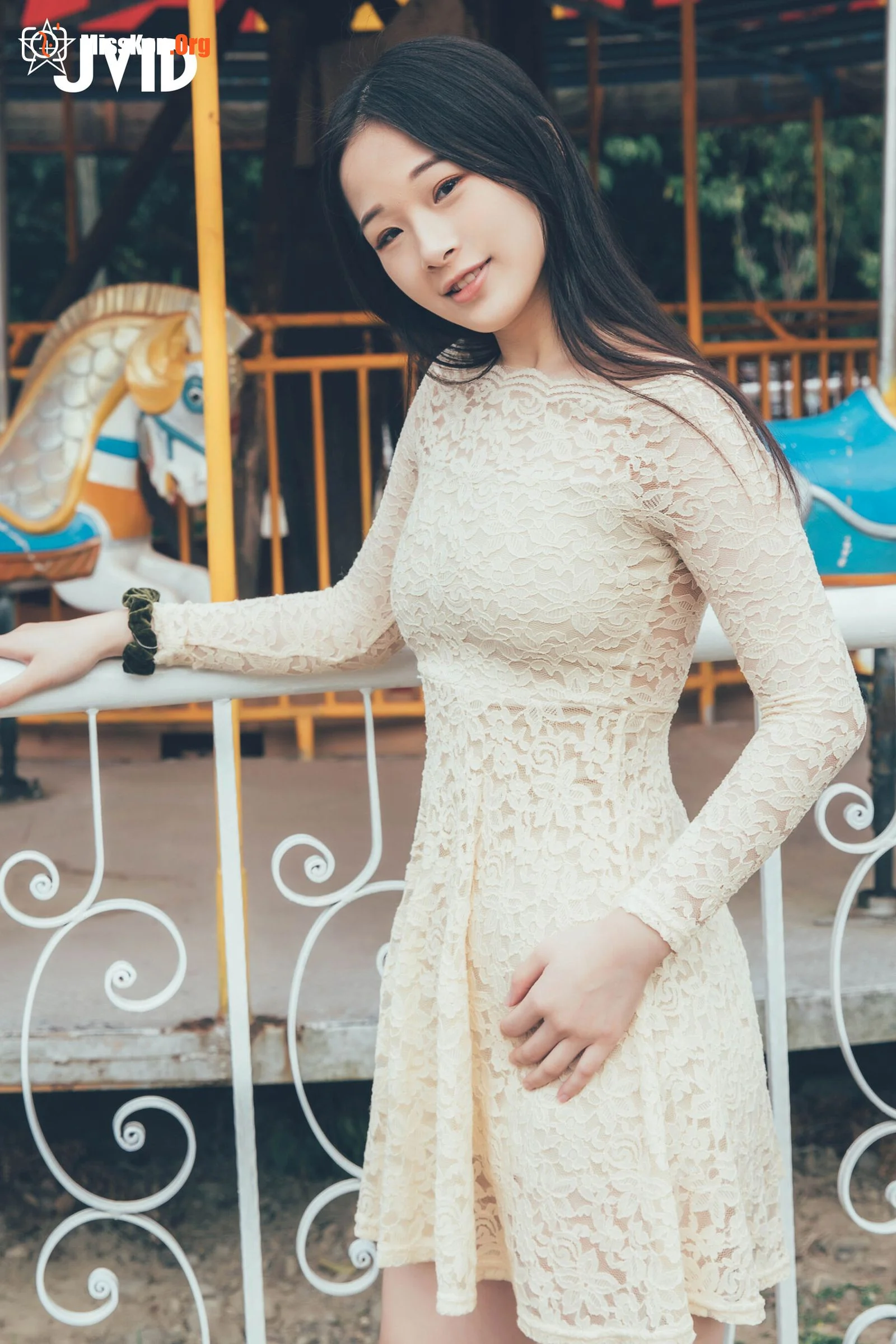 Jie Mi: Day Rental Girlfriend Tour Fun - Photo 17