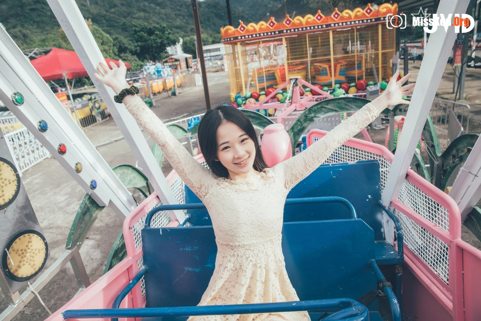 Jie Mi: Day Rental Girlfriend Tour Fun - Photo 3