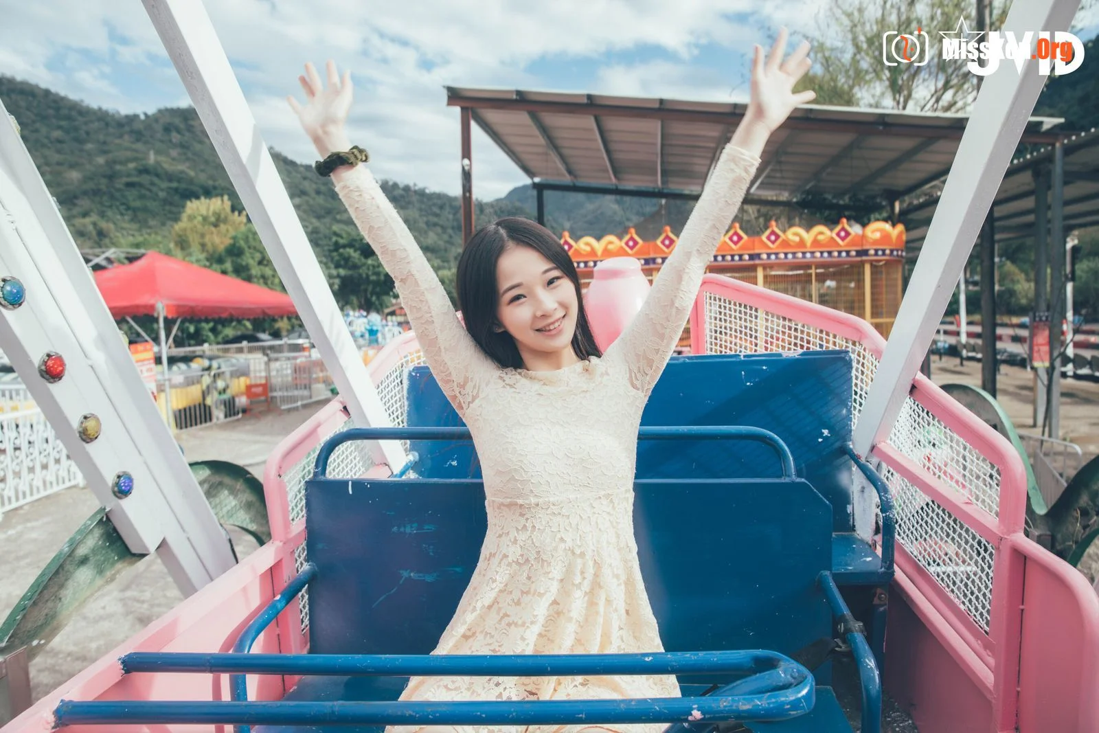 Jie Mi: Day Rental Girlfriend Tour Fun - Photo 5