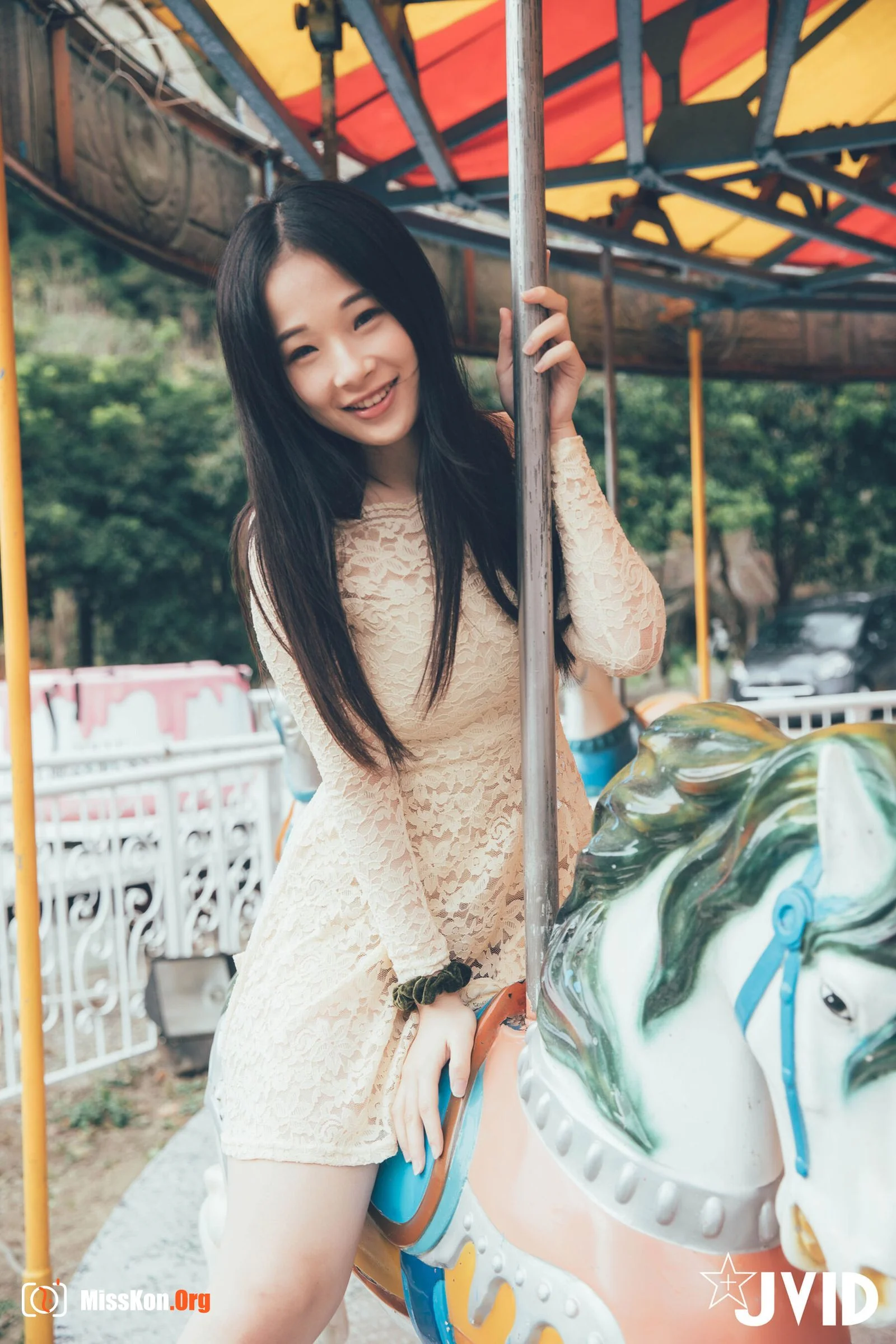 Jie Mi: Day Rental Girlfriend Tour Fun - Photo 9