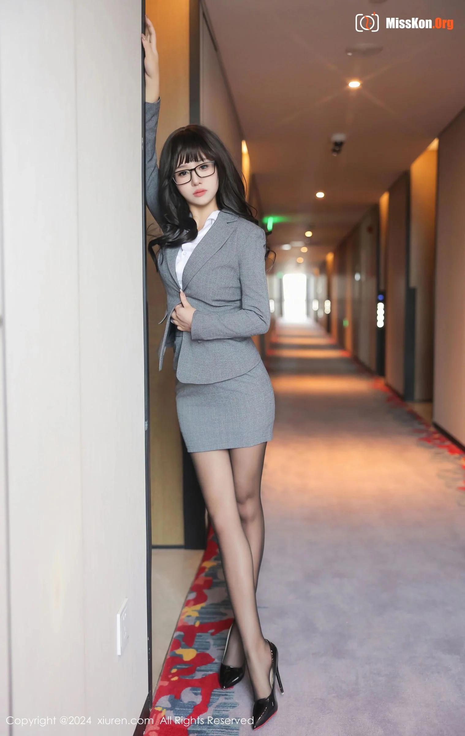 Jin Xiaoyi - Photo 2