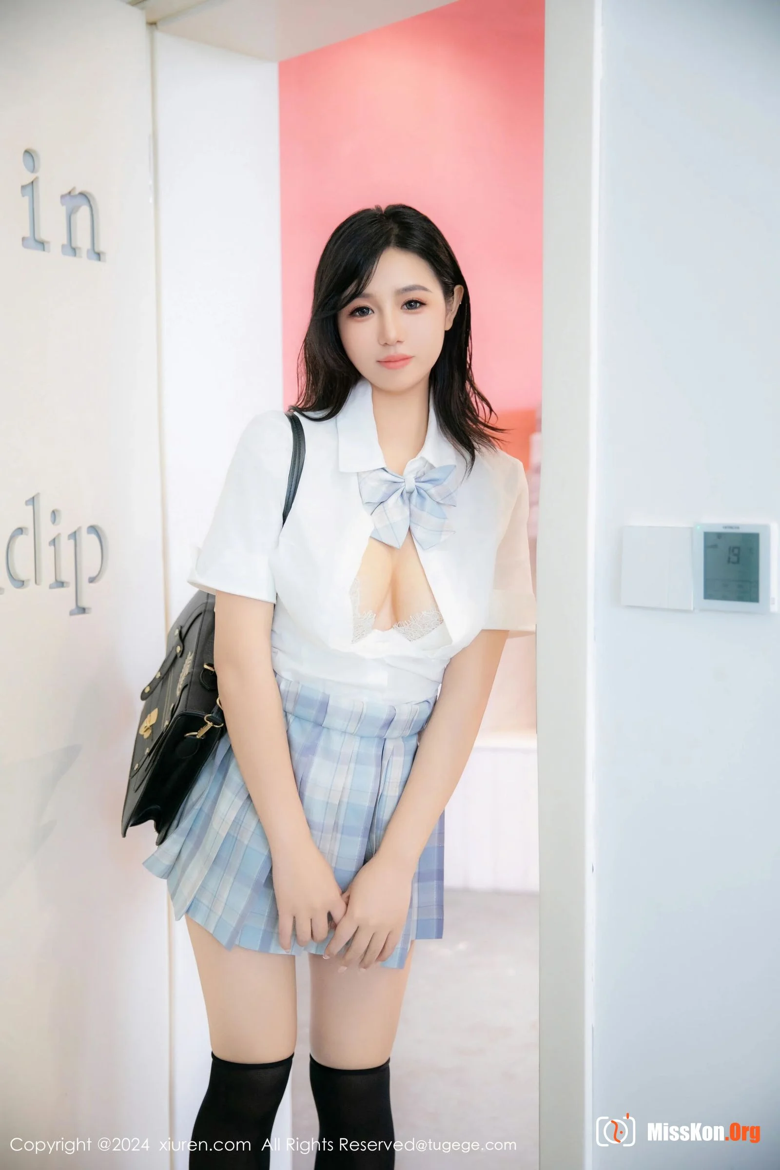 Jin Xiaoyi - Photo 22