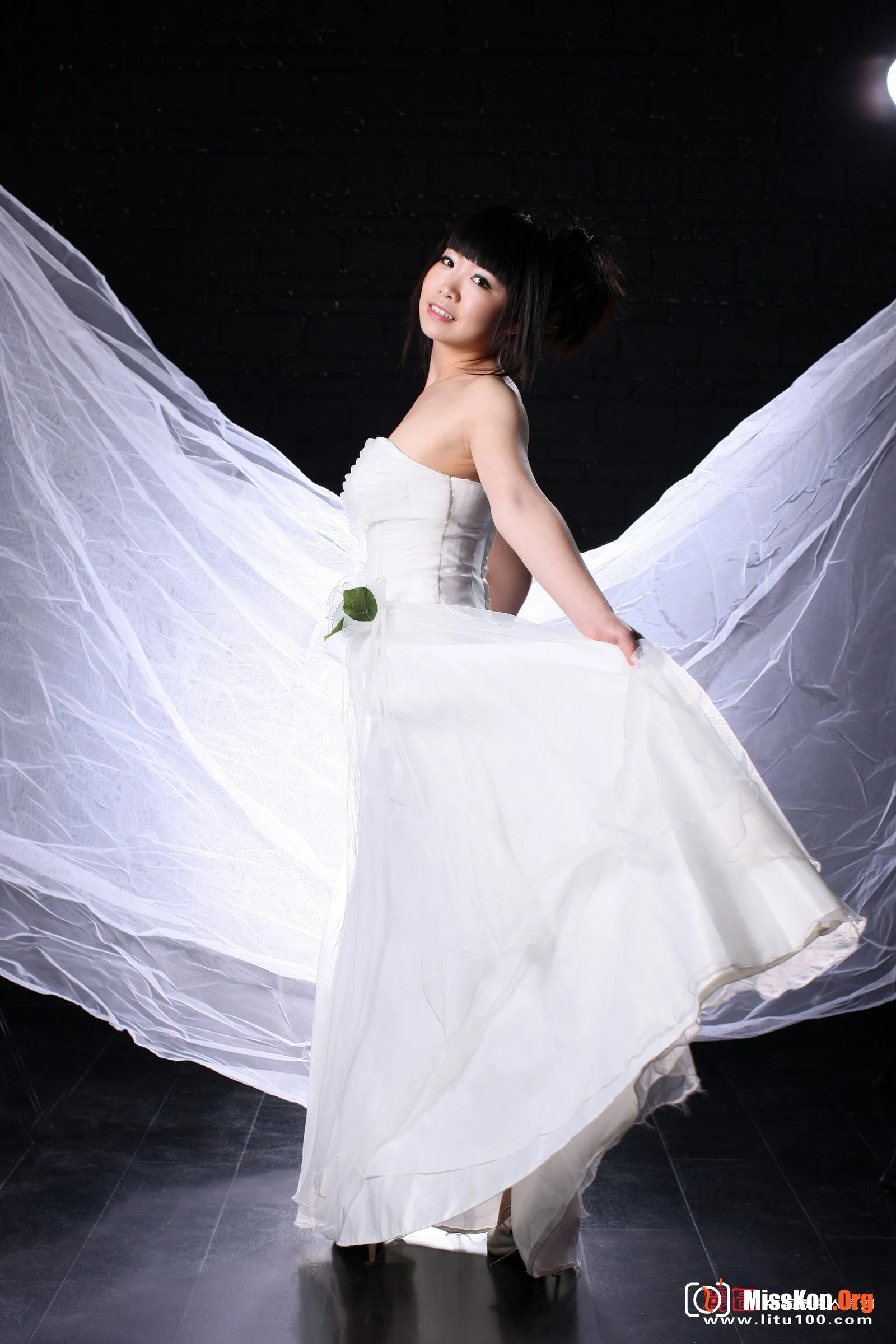 Jingjing (2010-03-09) - Photo 4