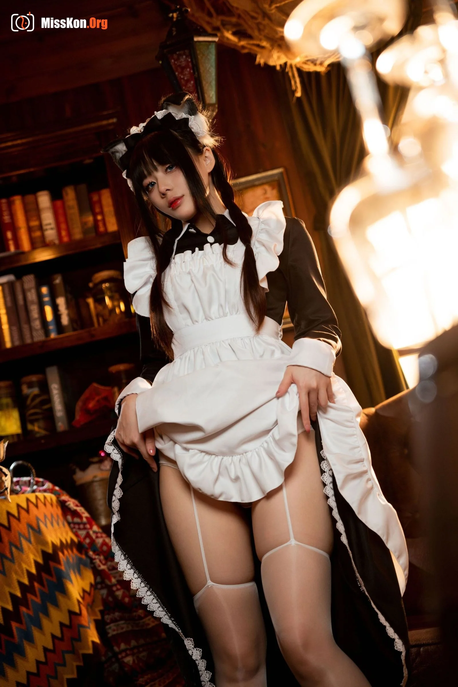 Jiu Yan: Maid first experience - Photo 4