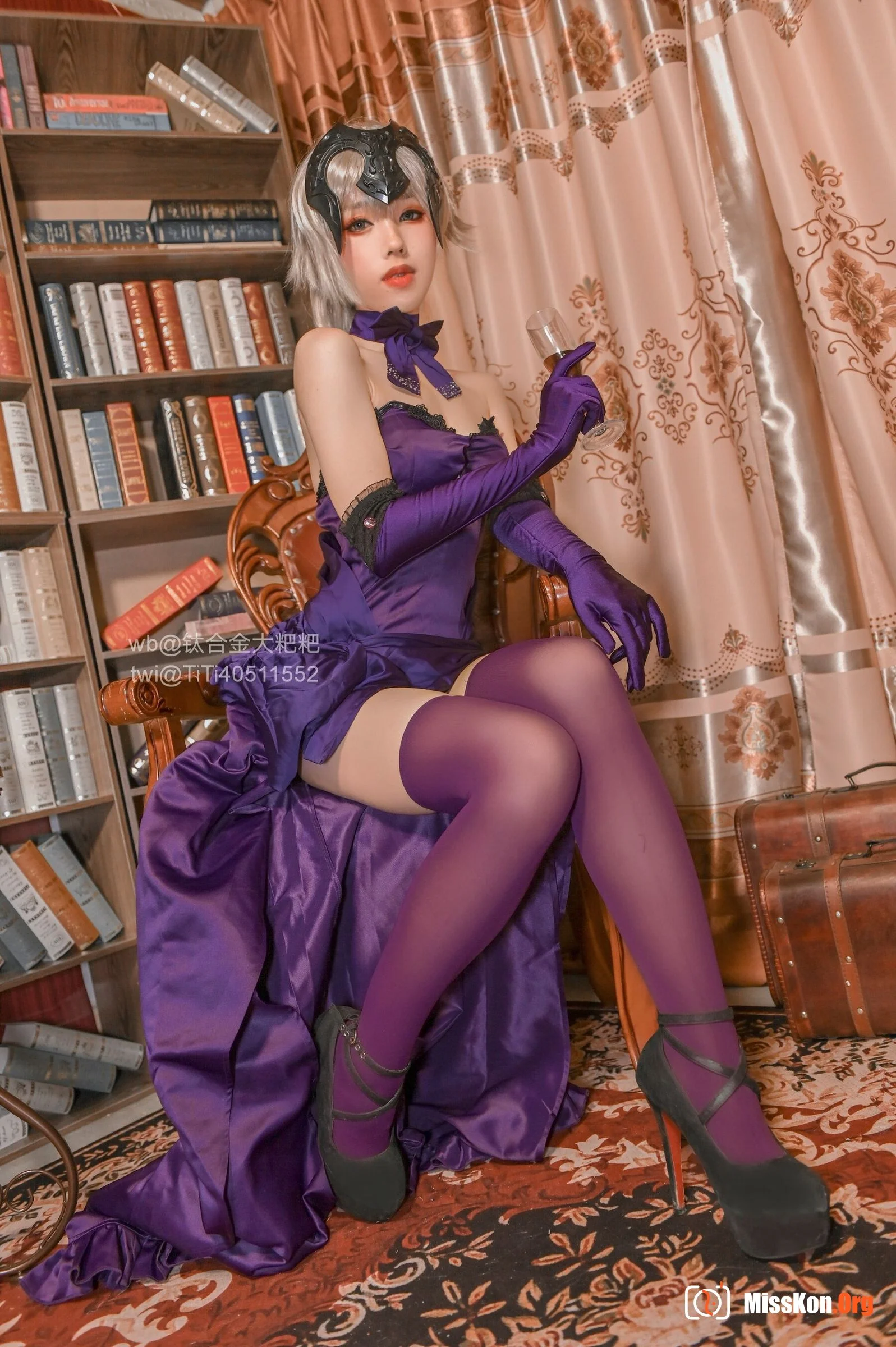 Joan of Arc (drunken Joan of Arc) - Photo 5