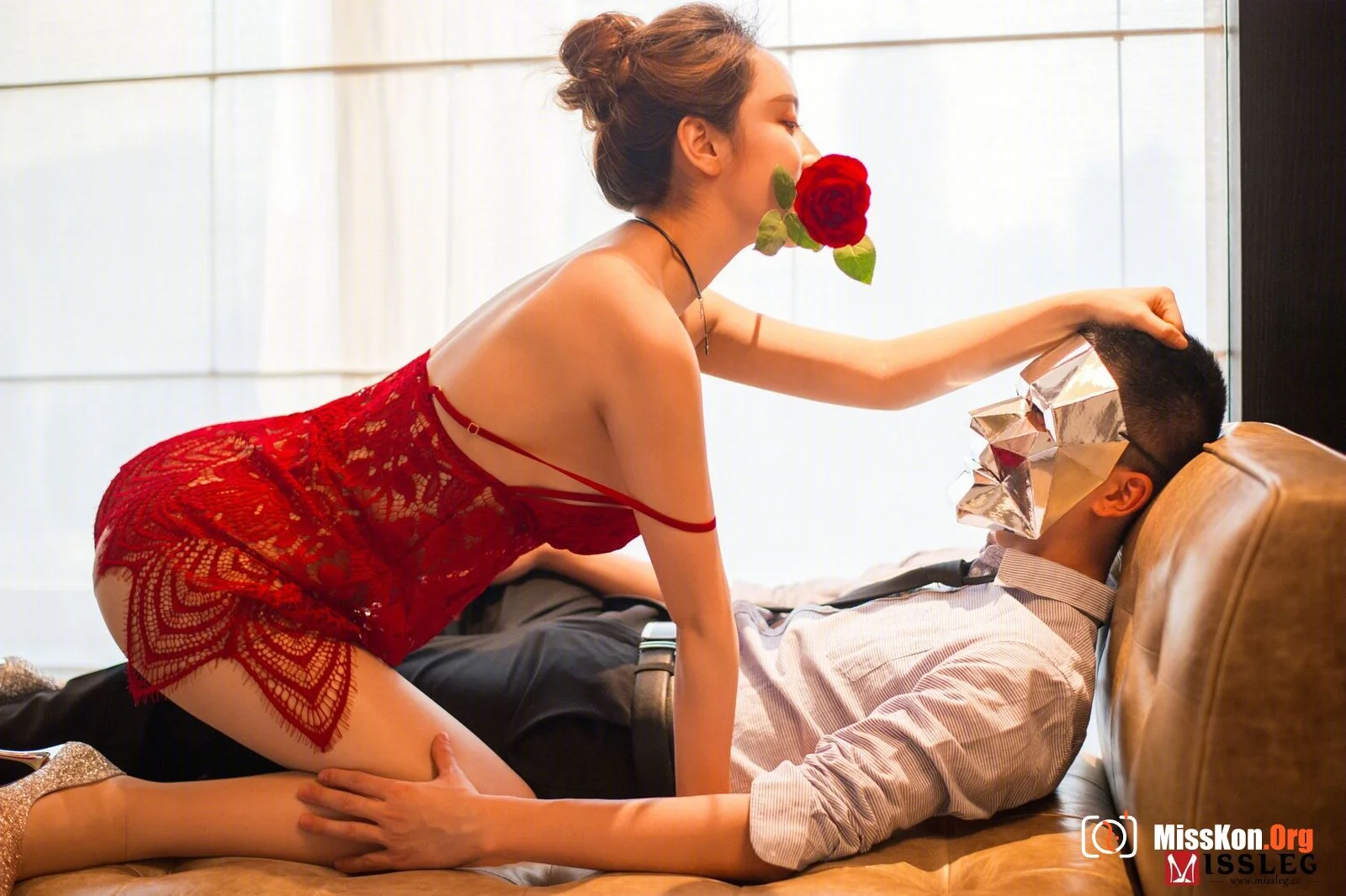 Joey Lynn: Valentine's Day Rose Story (F001) - Photo 17