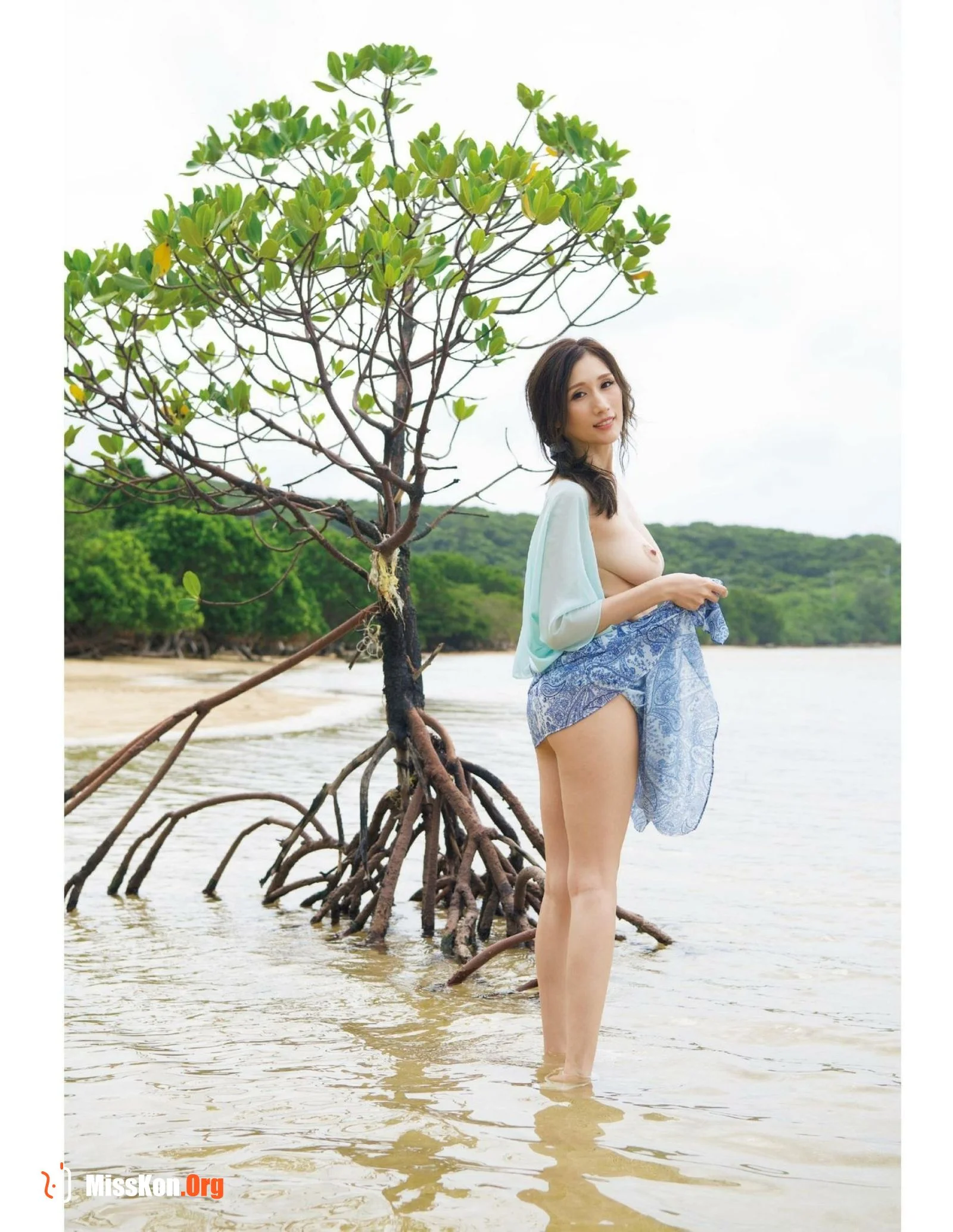 JULIA: Secret J - Photo 16