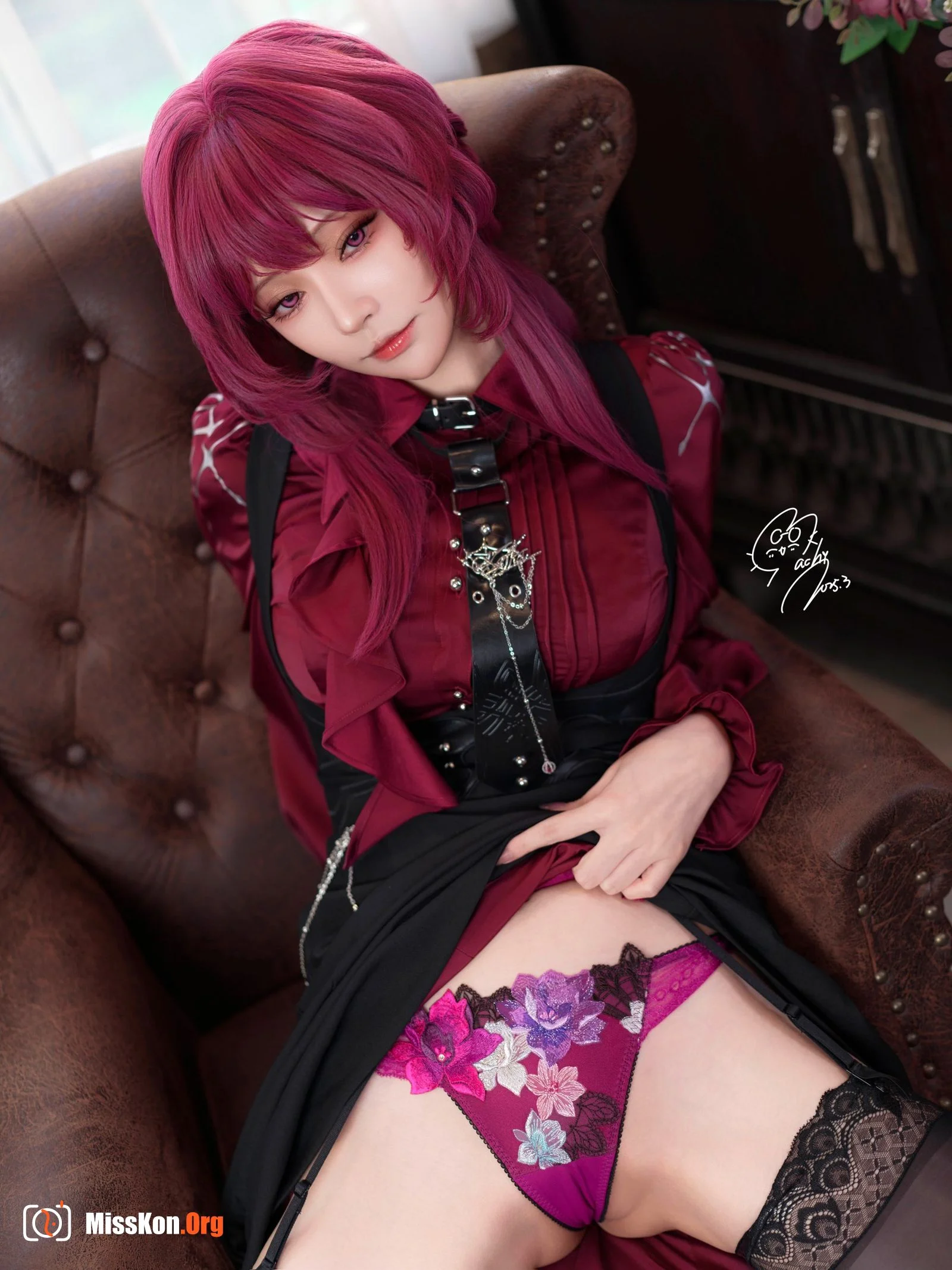 Kafka's Lingerie Report - Photo 7