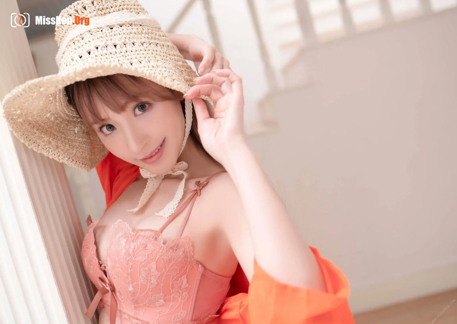 Kana Momonogi: Count sheep - Photo 3