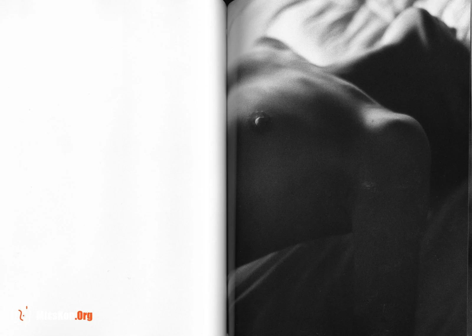 Kanako Higuchi: Accidents Series 1 (Vol. 1998.10) - Photo 19