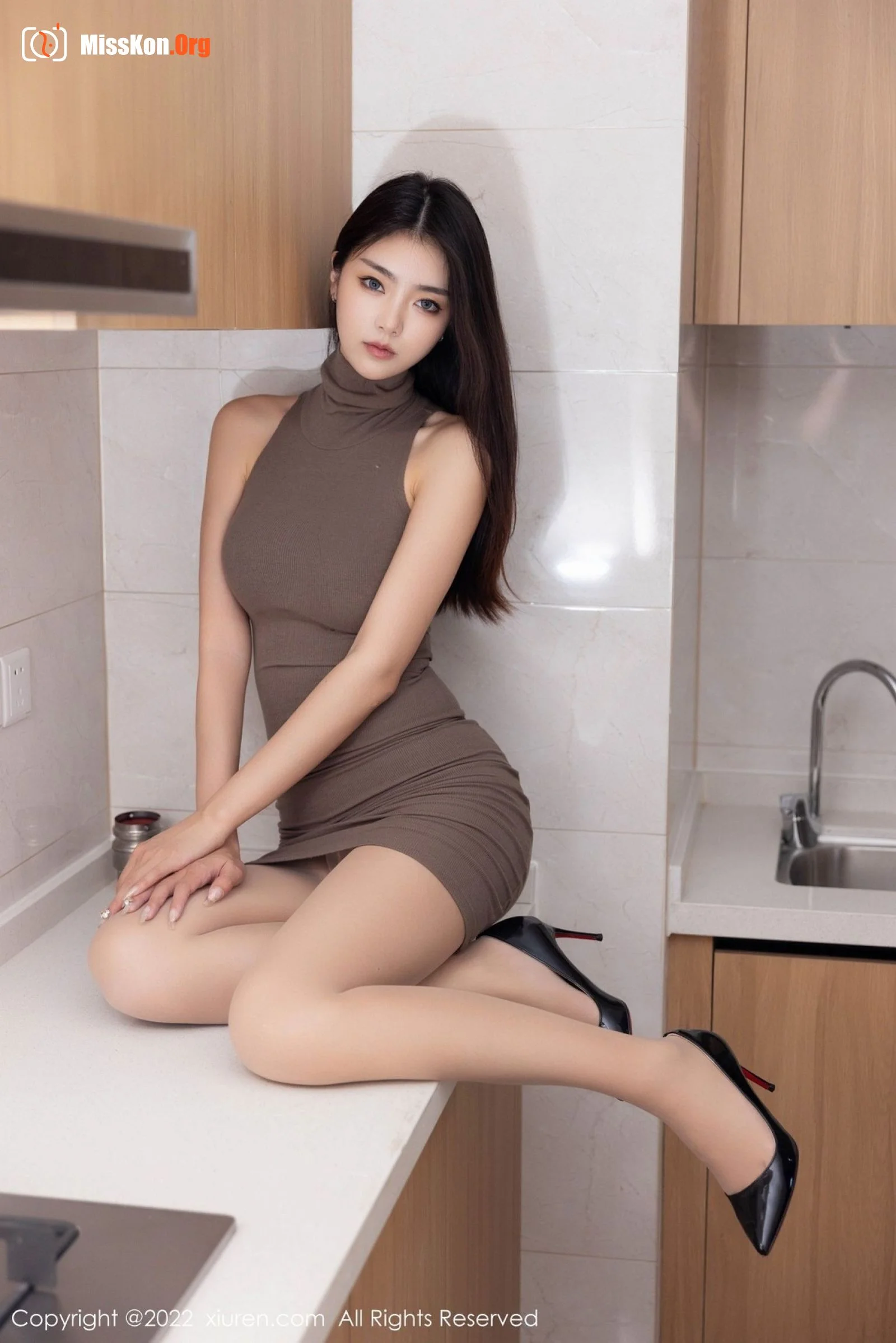 Kele Vicky - Photo 26