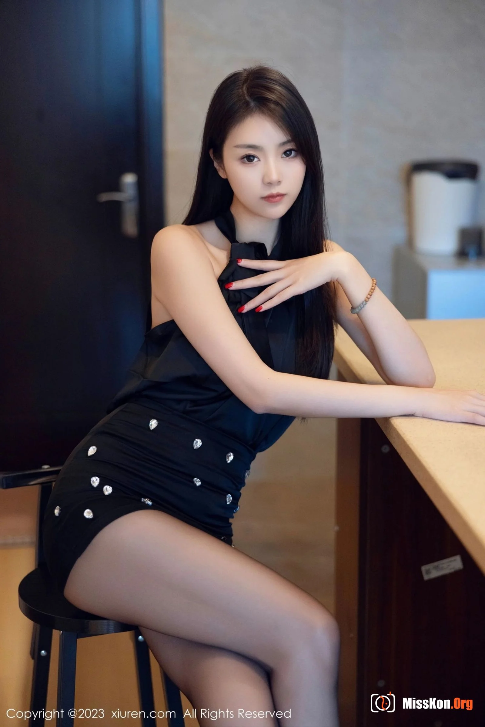 Kele Vicky - Photo 7