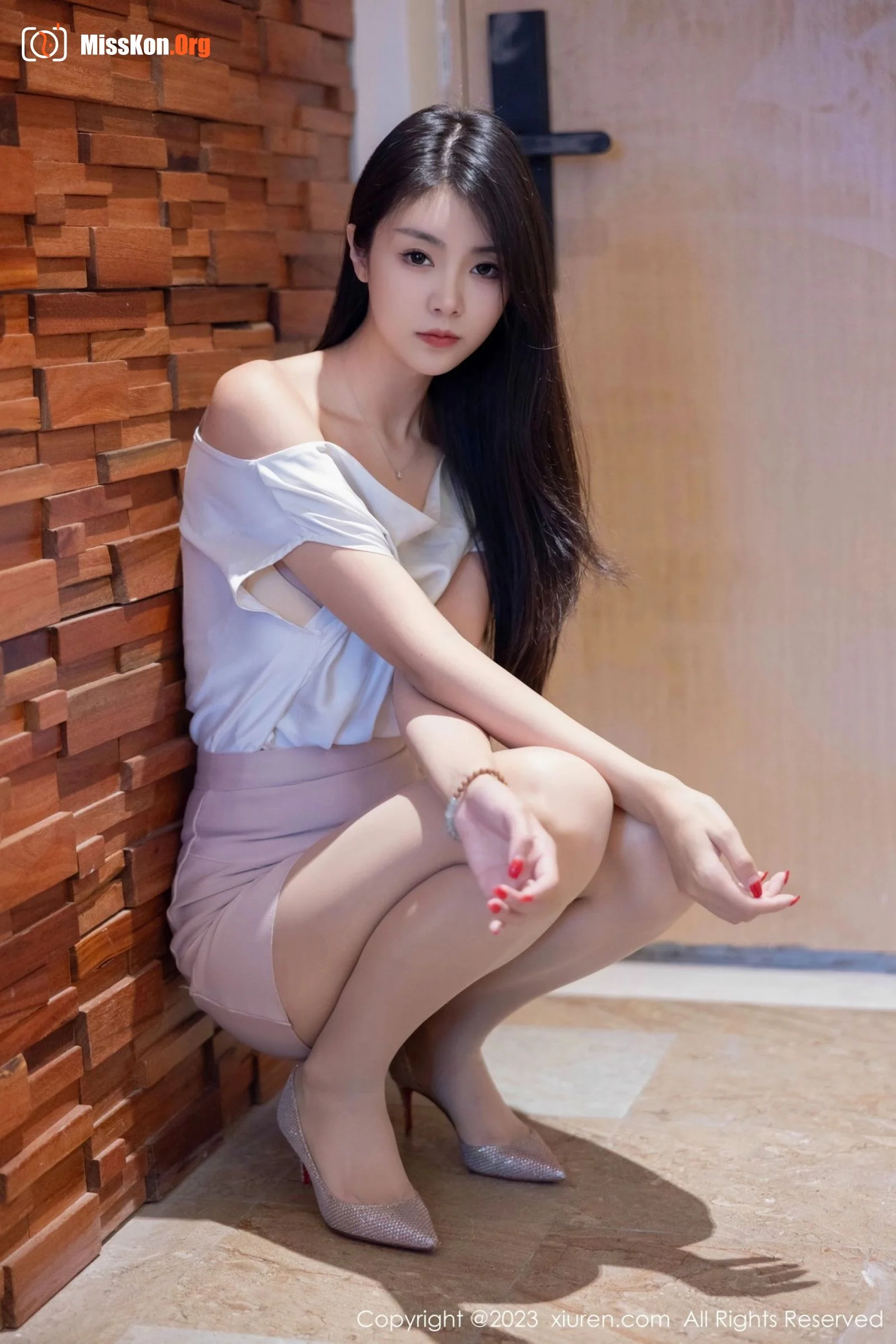 Kele Vicky - Photo 52