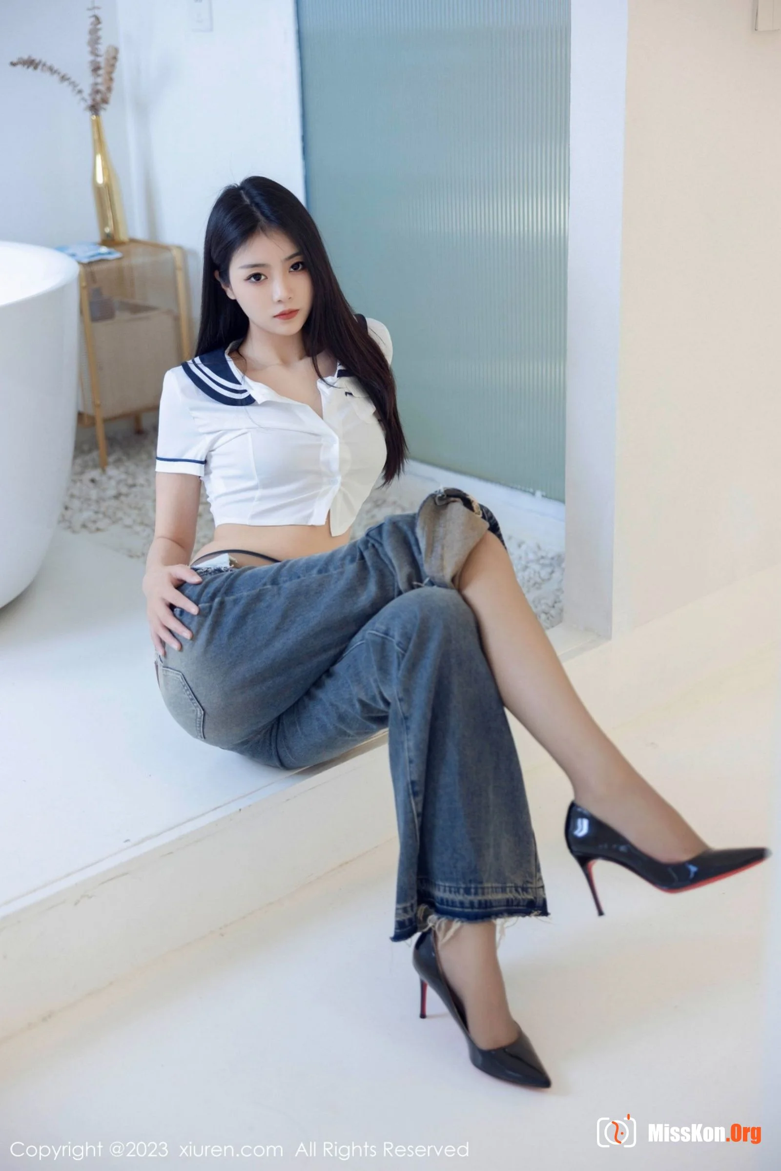 Kele Vicky - Photo 17