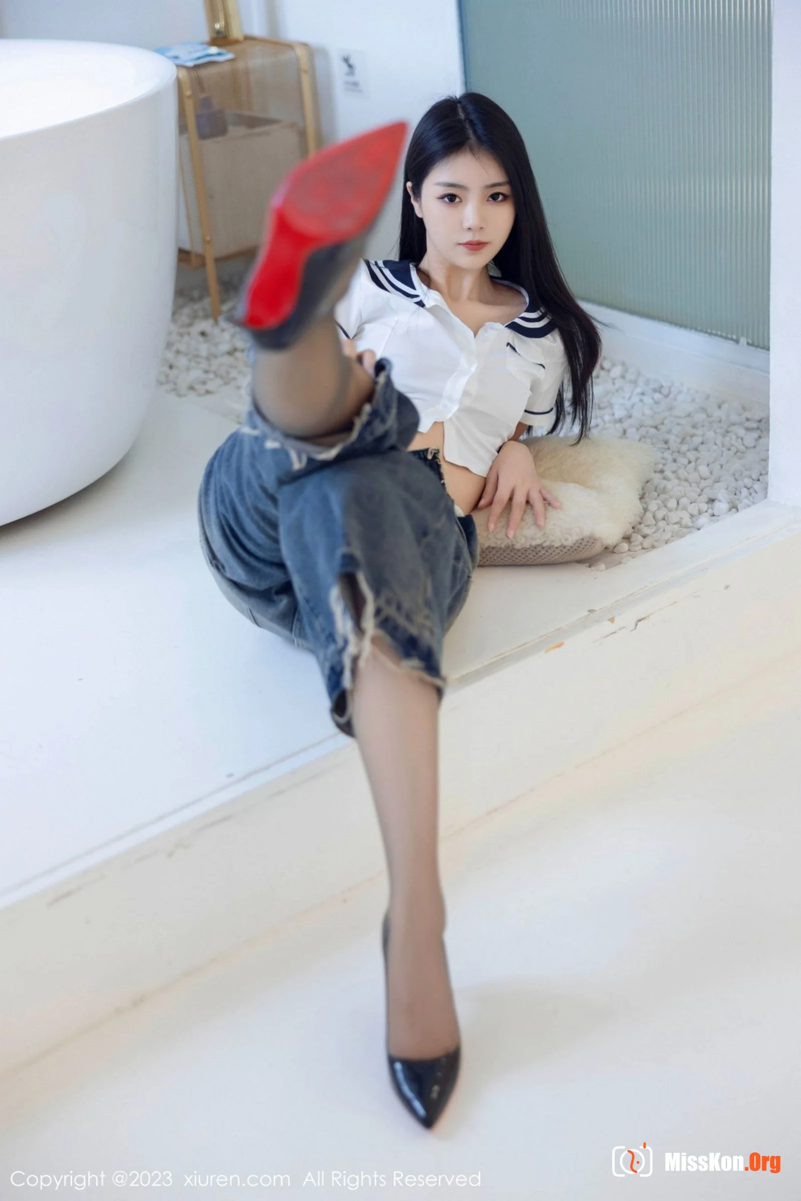 Kele Vicky - Photo 18