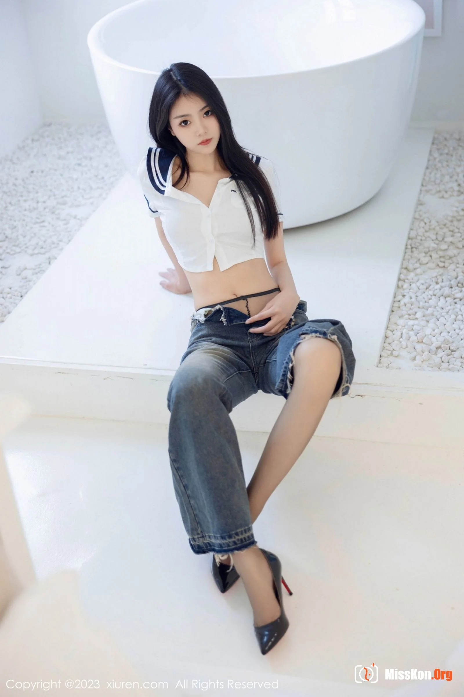Kele Vicky - Photo 8