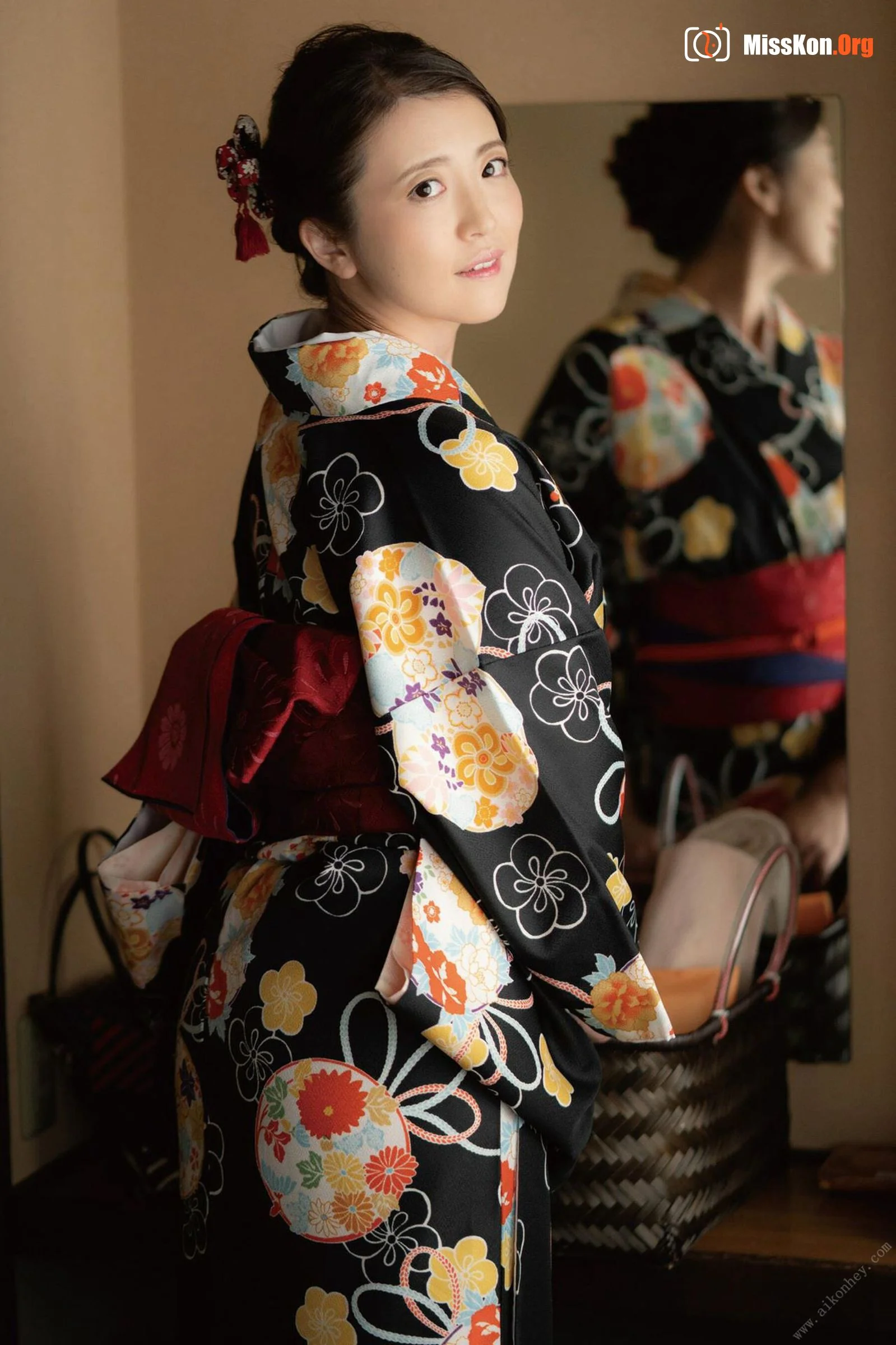 Kinoshita Rinko: Spring, Summer, Autumn, Winter "Late Autumn" - Photo 12