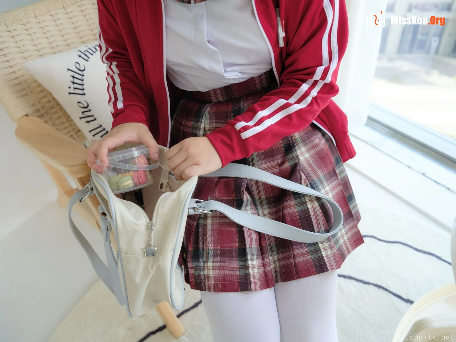 Kobashi: JK uniform - Photo 3