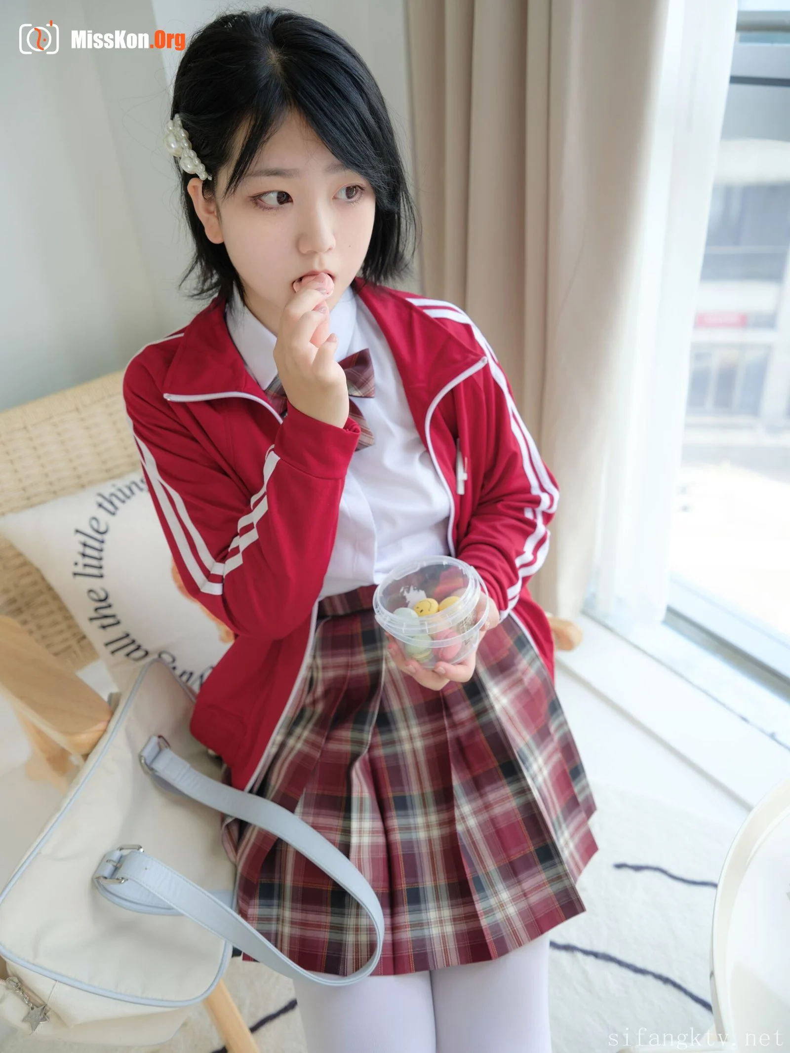 Kobashi: JK uniform - Photo 5