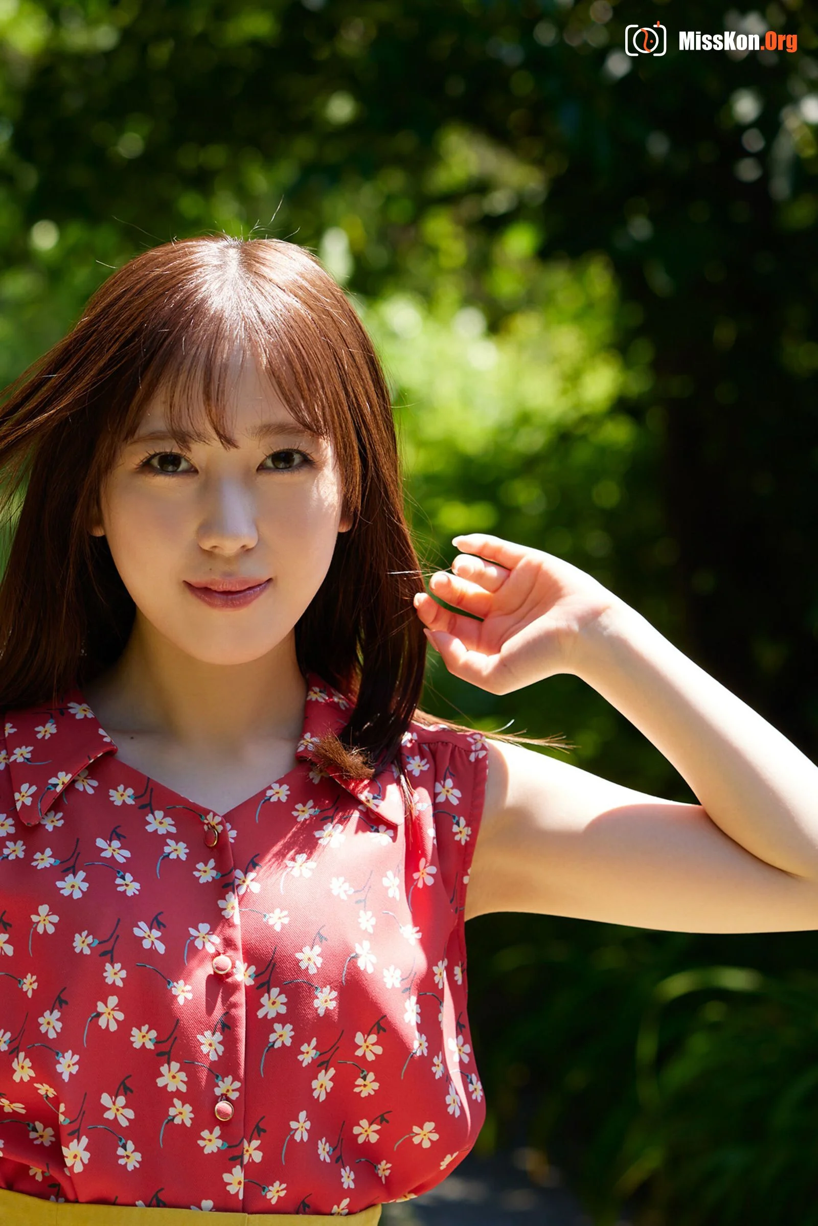 Kominato Yotsuba: A trip to the hot springs with Idol - Photo 8