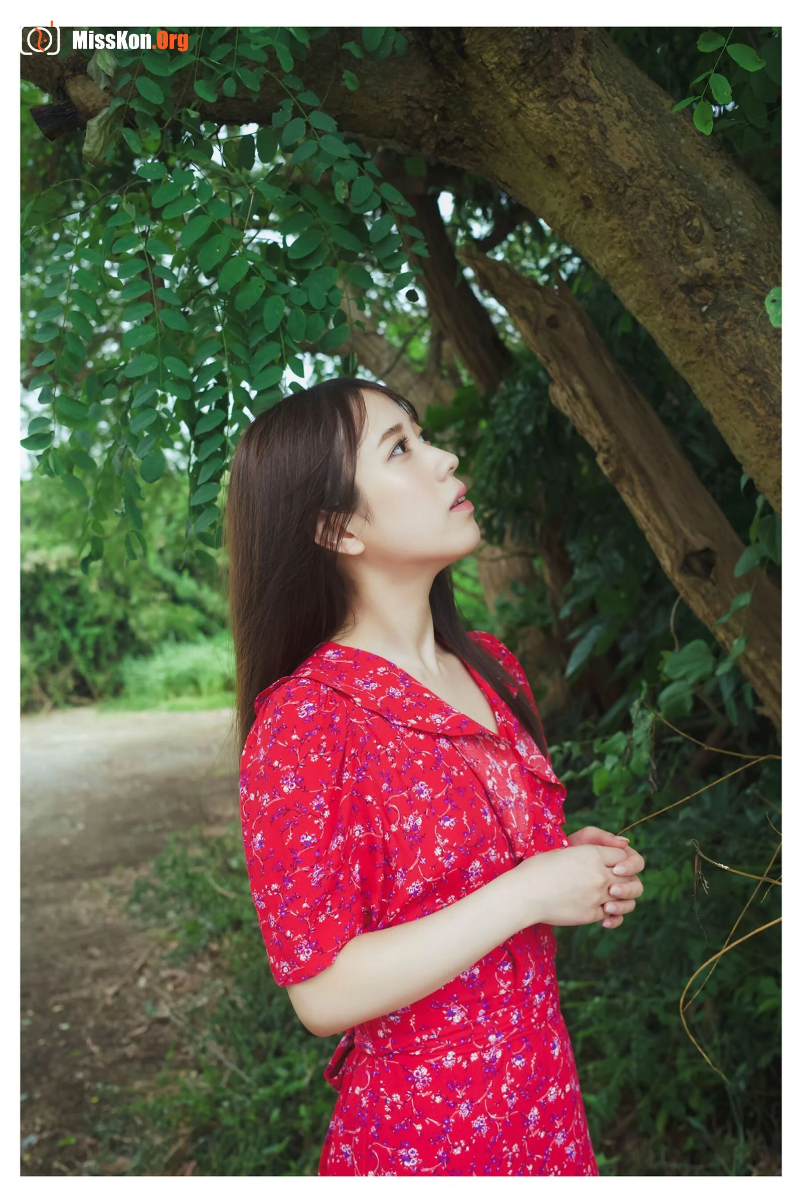Kominato Yotsuba: Goddess' Shyness ~ BITTER - Photo 2